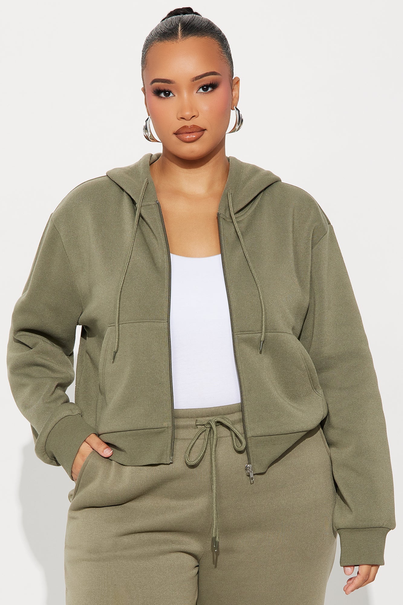 Kinsley Cropped Hoodie - Olive
