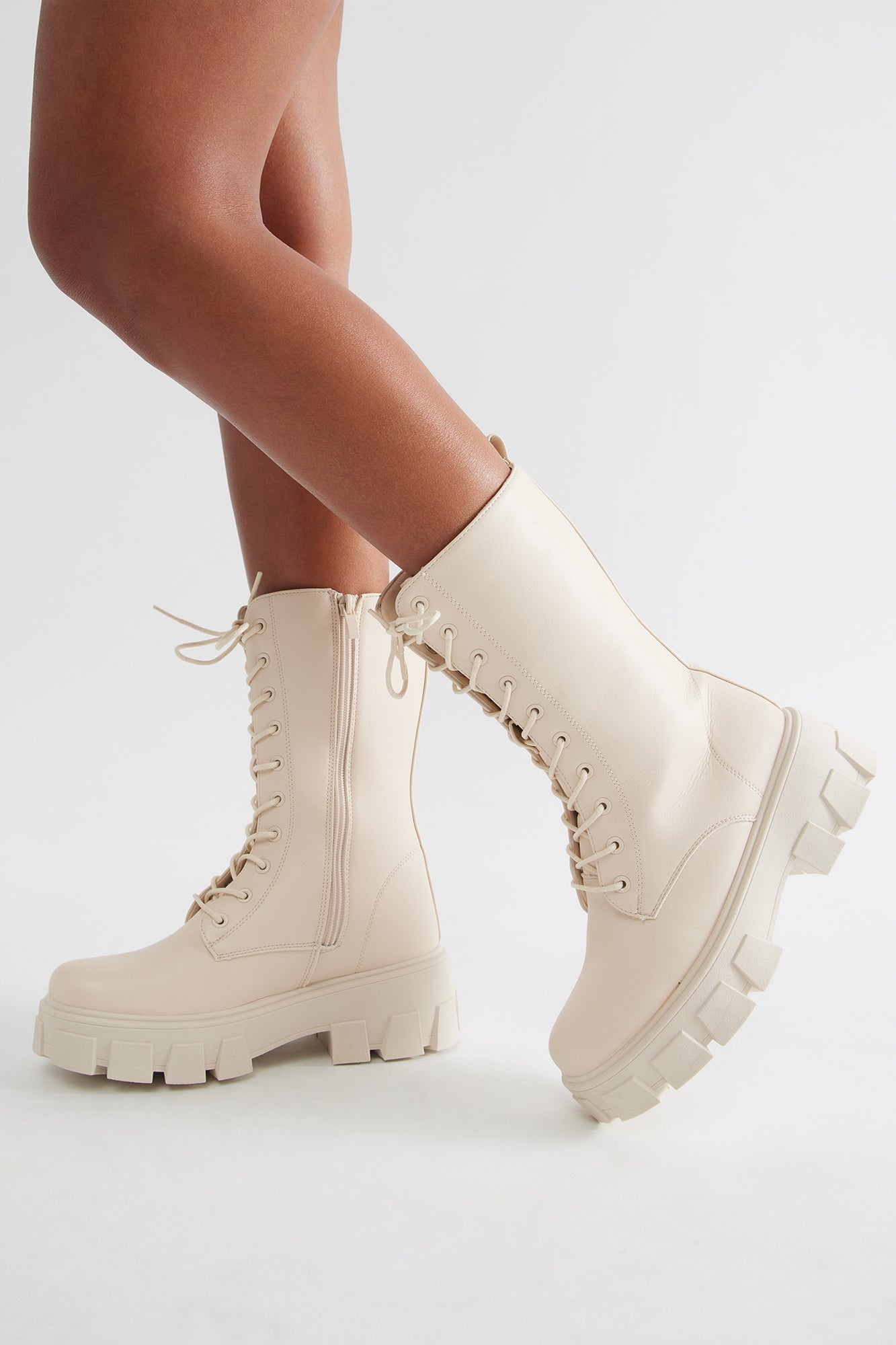 Coby Combat Boots - Beige