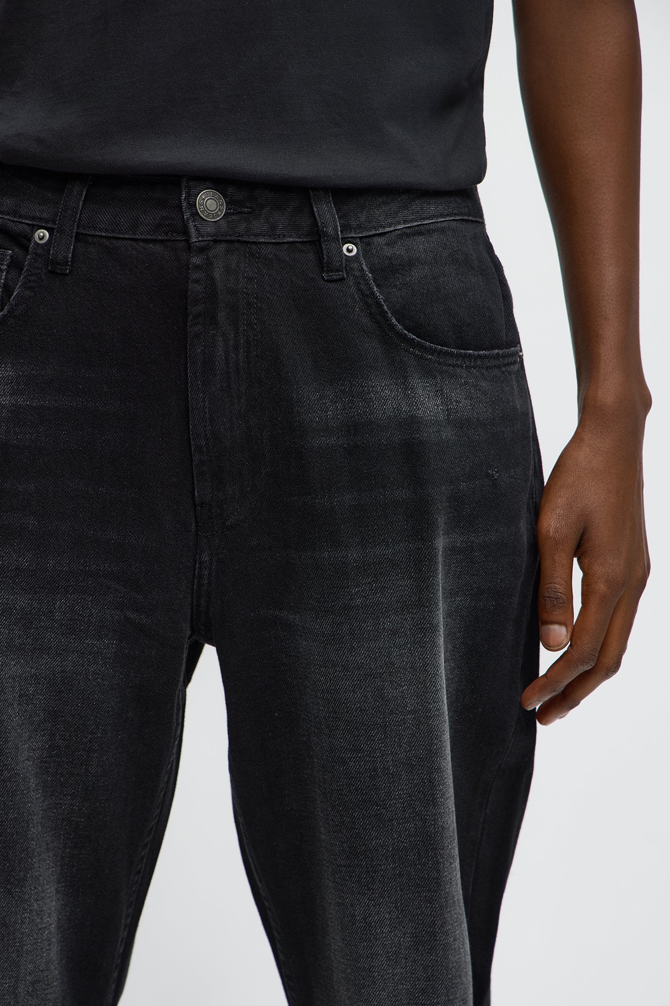 Straight To The Future Distressed Jean - Black Wash
