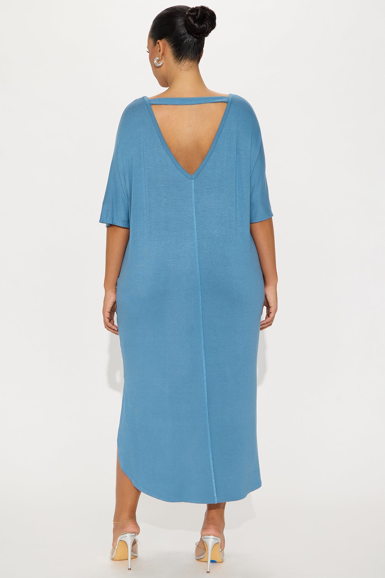 Staying In TShirt Midi Dress - Blue