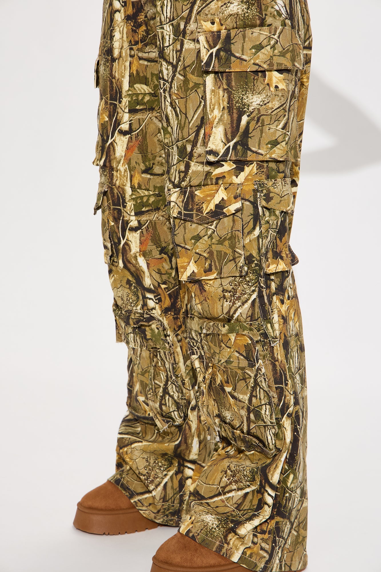Cant Compete Wide Leg Camo Cargo Pants - Tan
