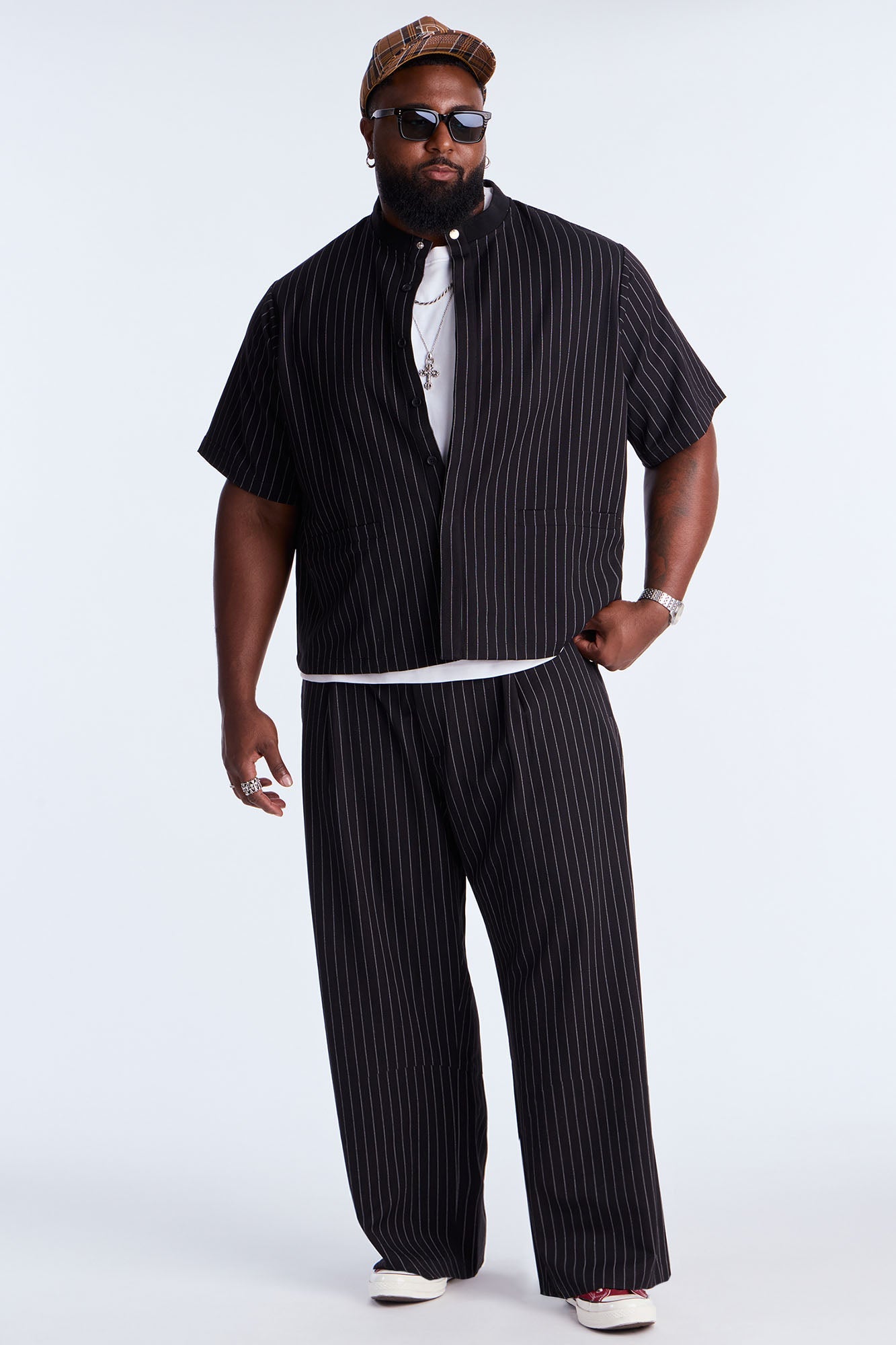 Wide Leg Straight Striped Double Pleated Trouser - Black