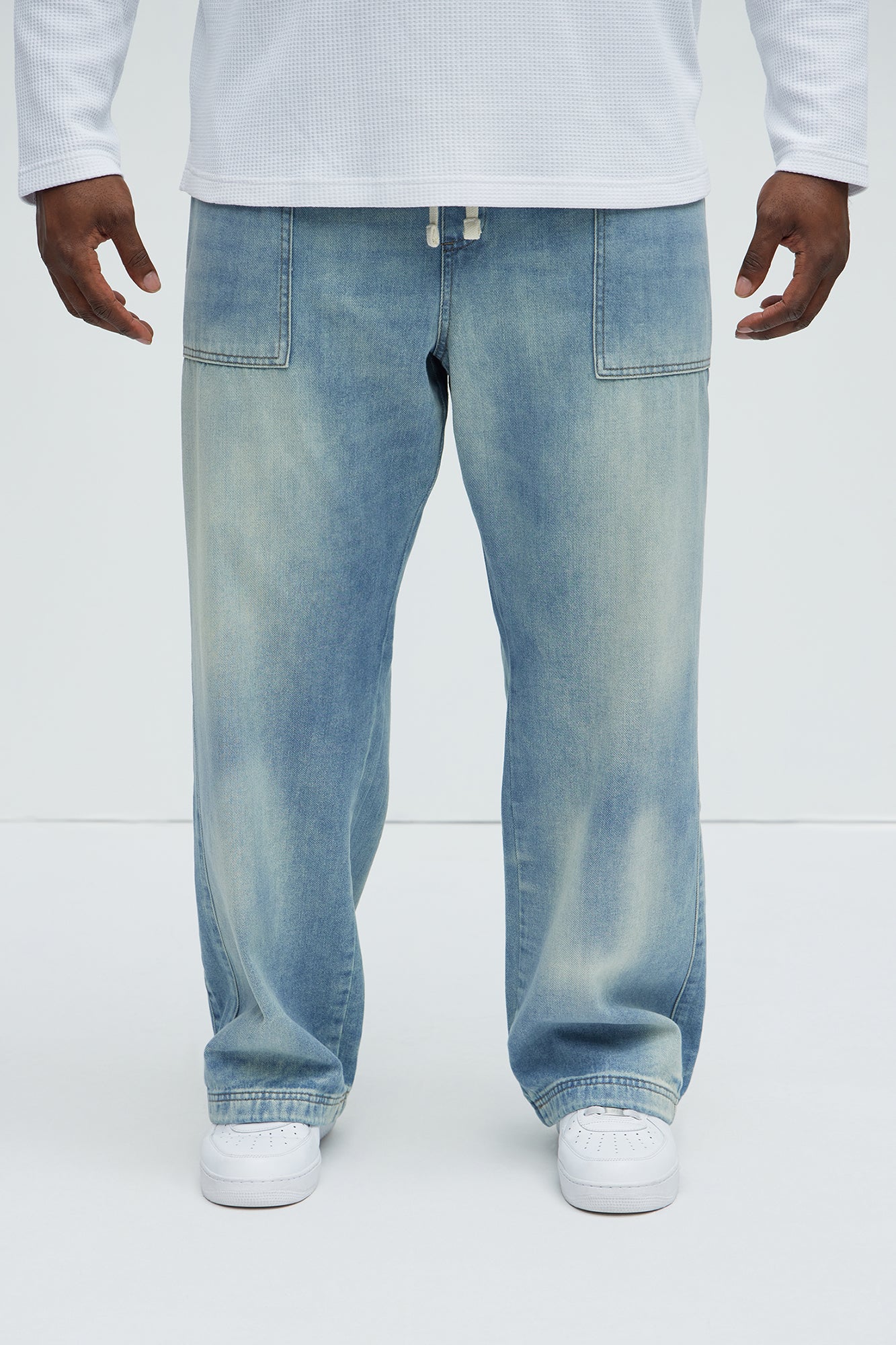 Tahir Relaxed Straight Jeans - Light Wash