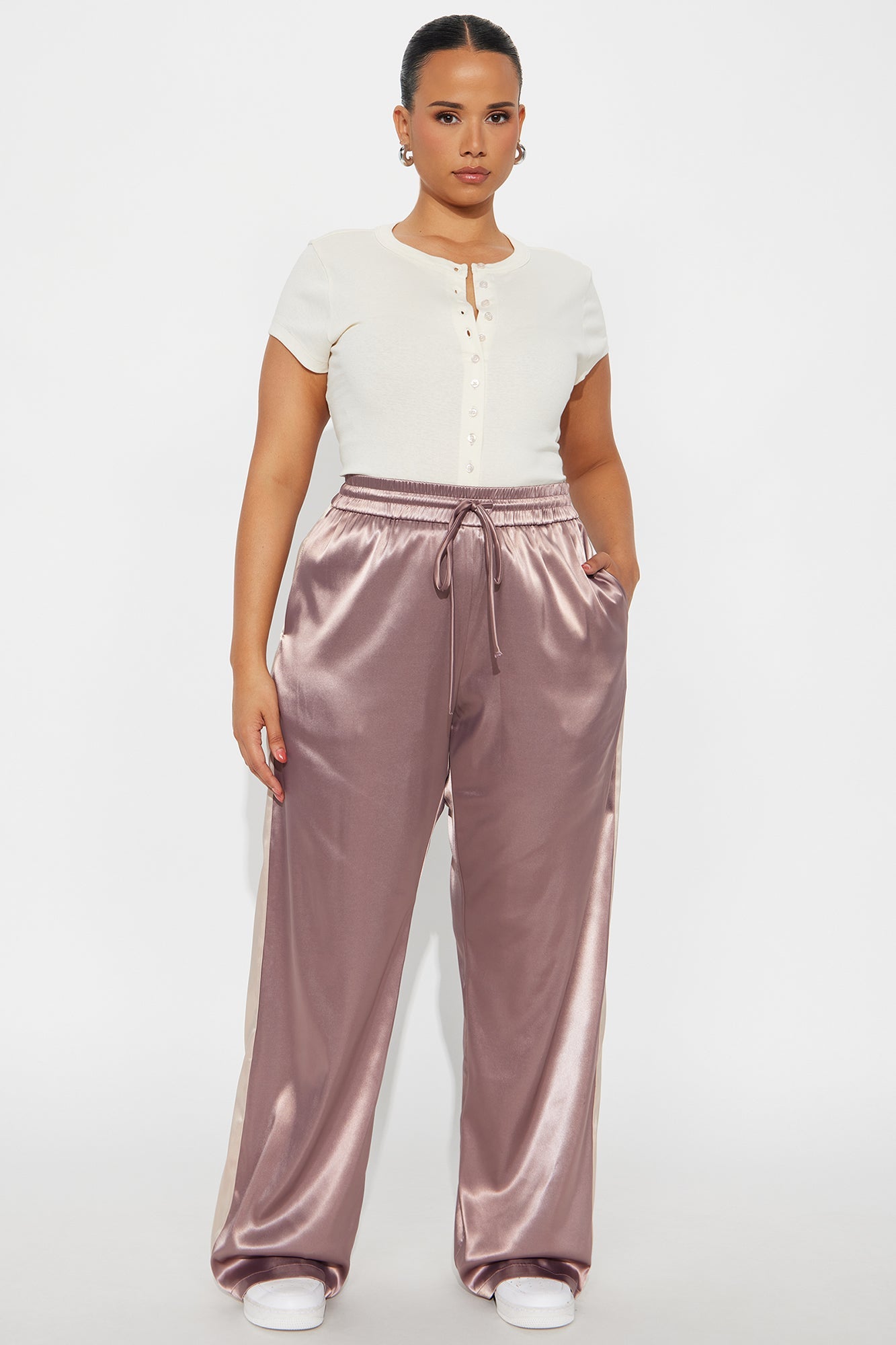Bossed Up Satin Wide Leg Pant 33″ - Mocha/combo