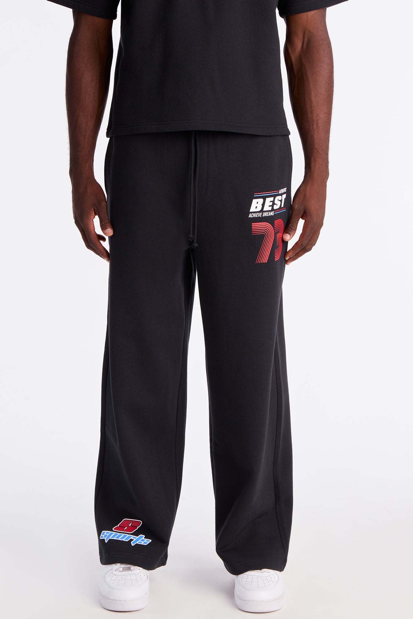 Chase Your Dreams Sweatpants - Black