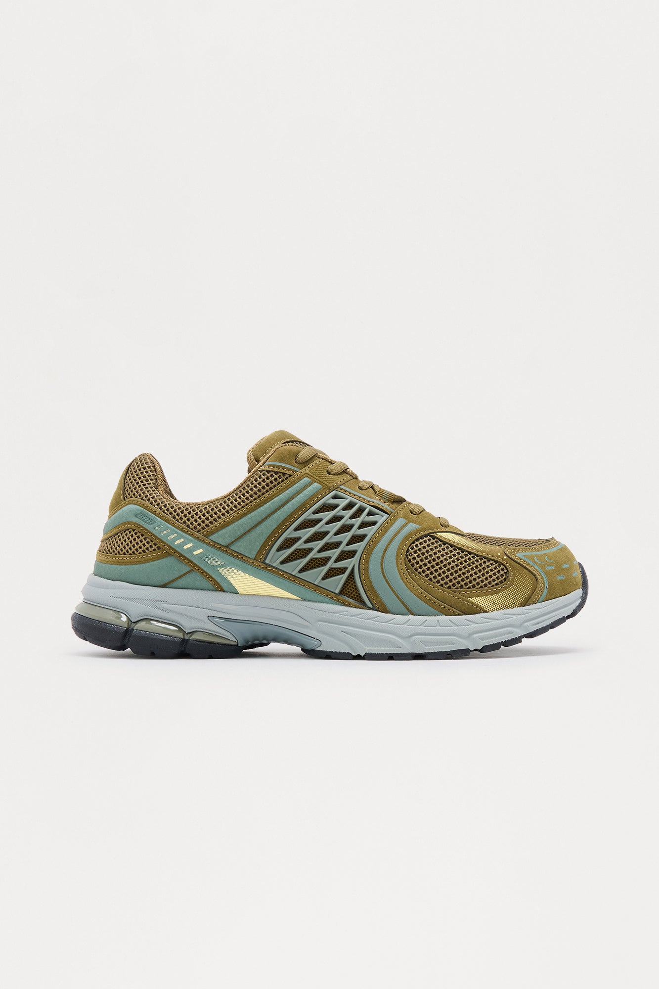 On Track Low Top Sneaker - Olive