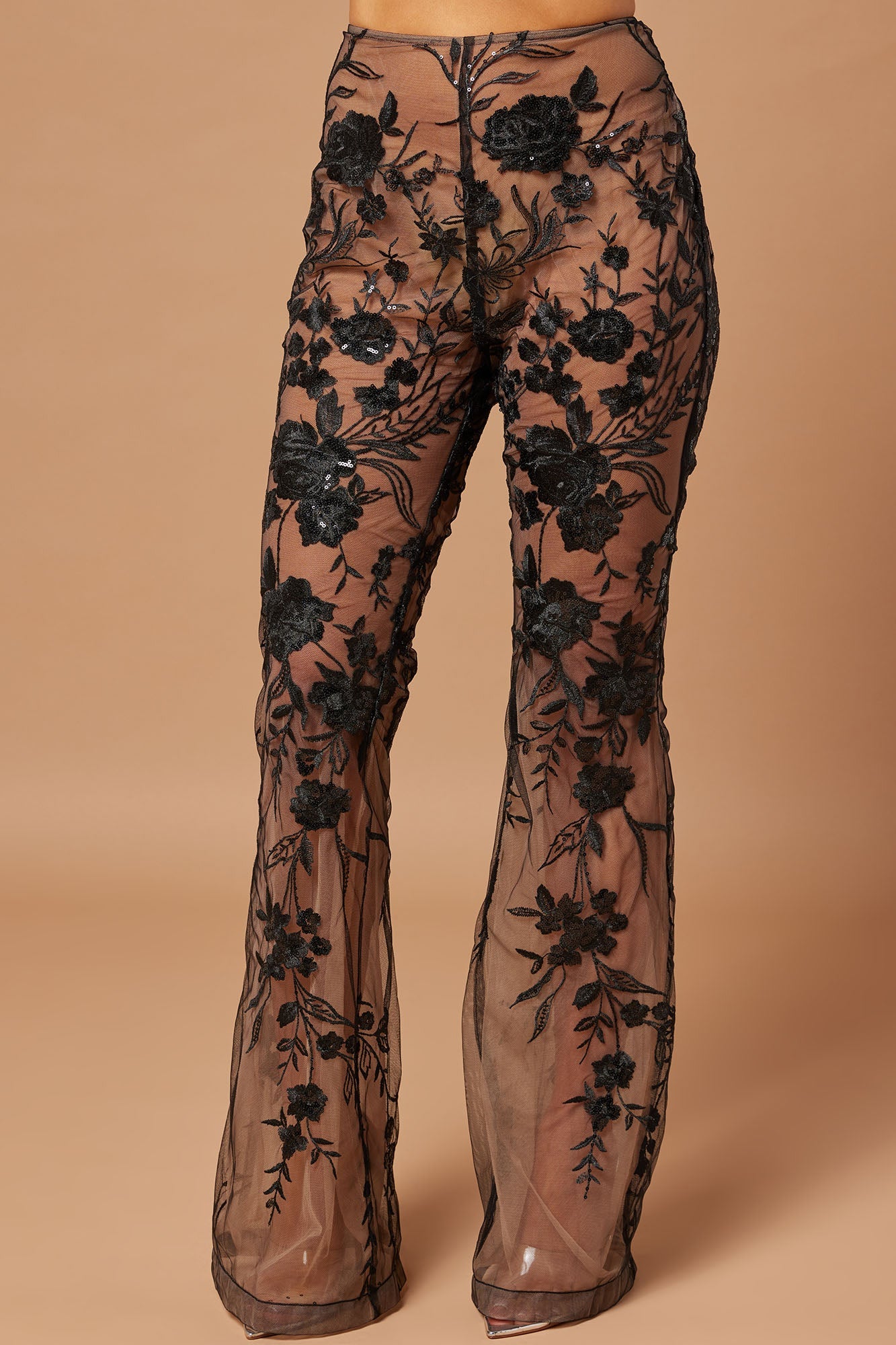 Vera Sequin Embroidered Pant - Black
