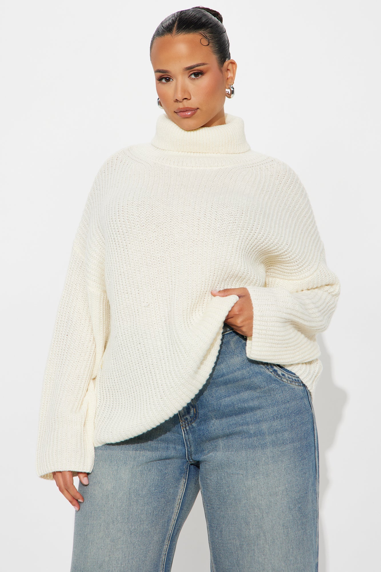 Jacklyn Turtle Neck Sweater - Cream