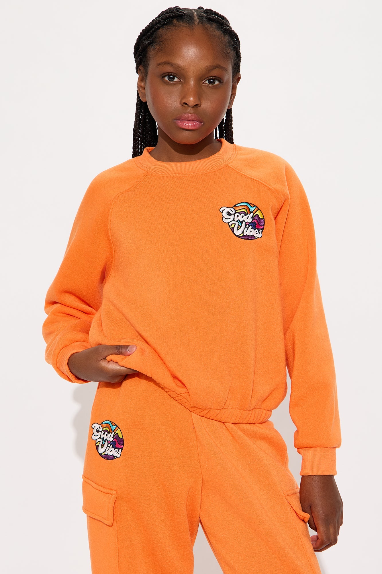 Mini Sierra Chenille Patch Sweatshirt And Jogger Pant Set - Orange