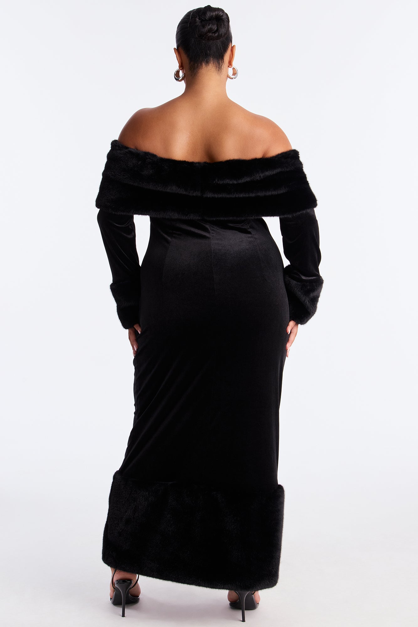 Jennifer Velvet Maxi Dress - Black
