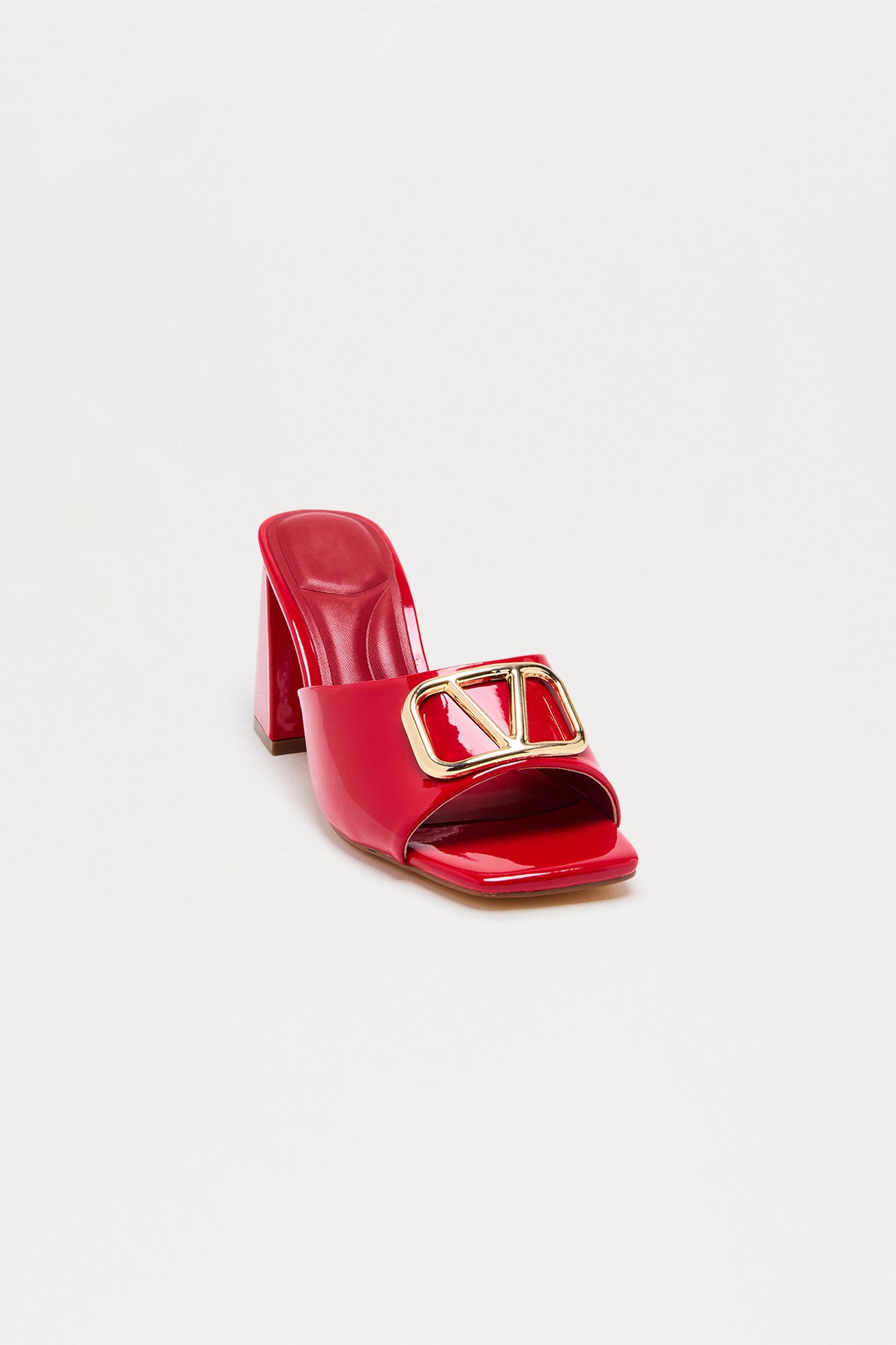 Brex Hardware Block Heels - Red