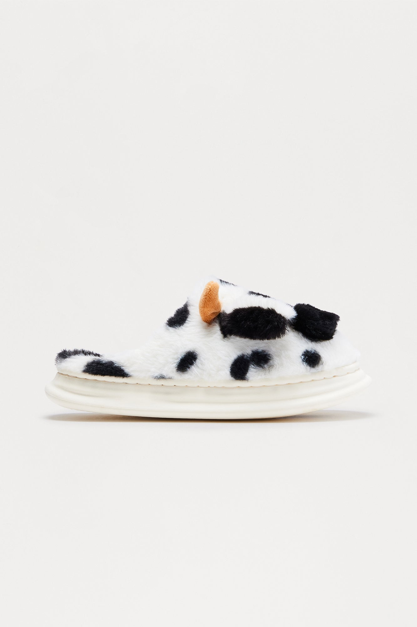 Moo Faux Fur Slippers - Black/White