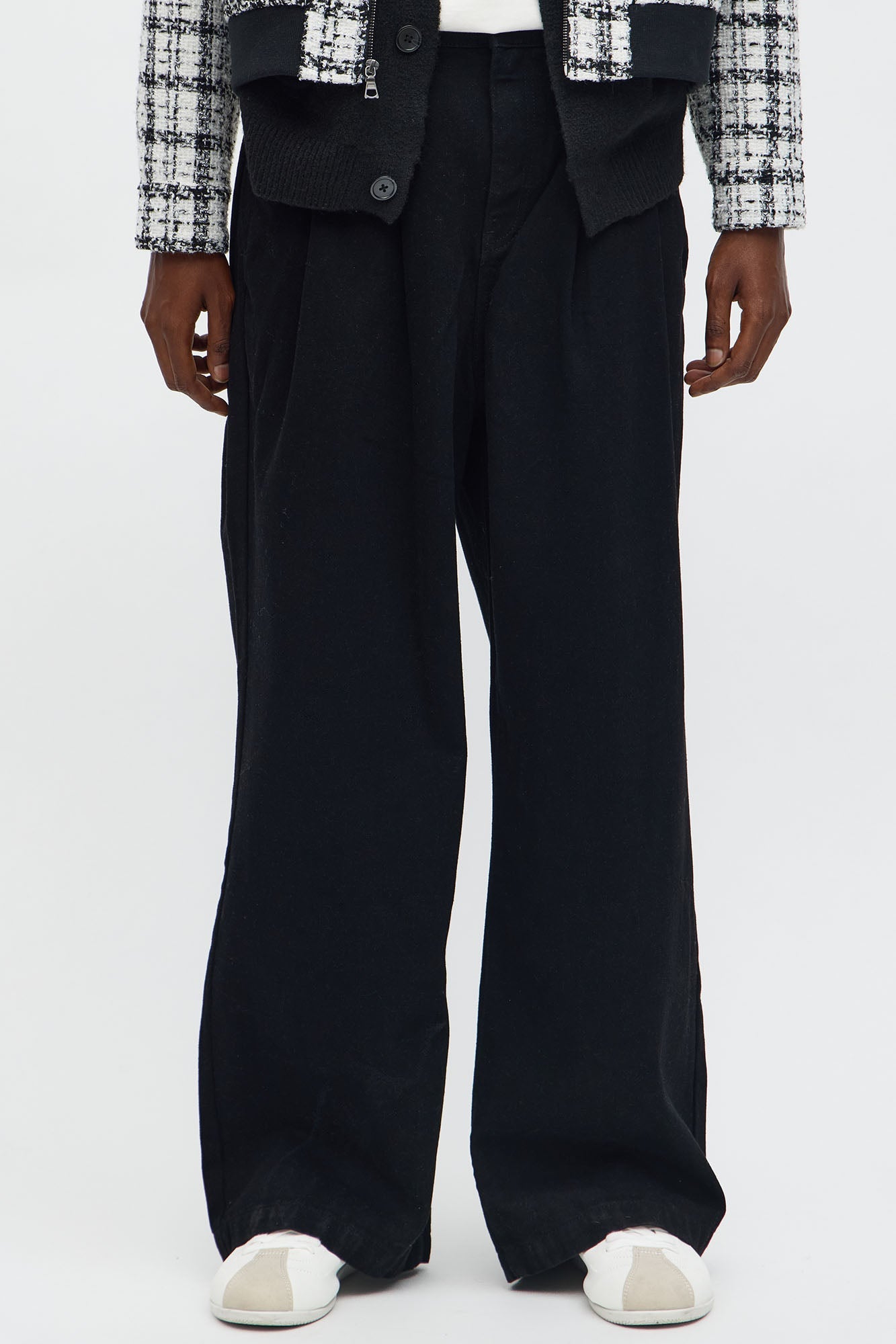 Baggy Wide Leg Pleated Jean - Black