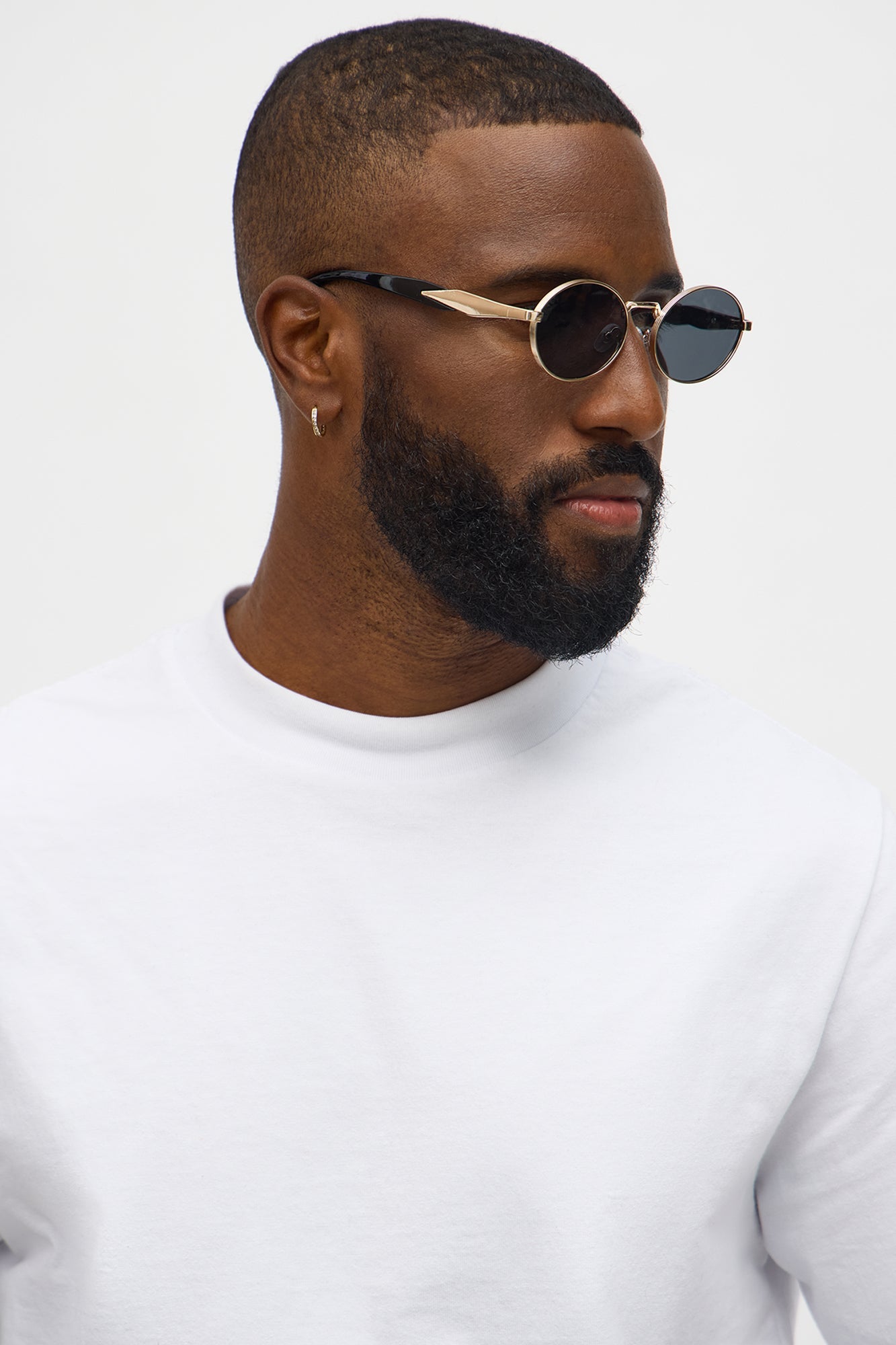 Striking Round Frame Metal Sunglasses - Black