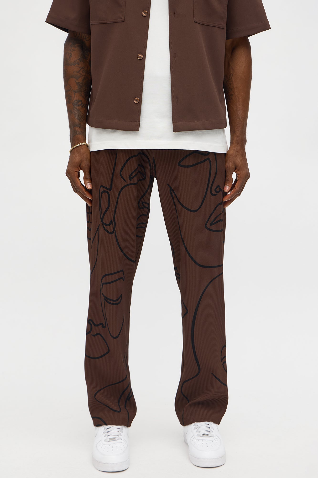 Straight Show Up Printed Face Pant - Brown