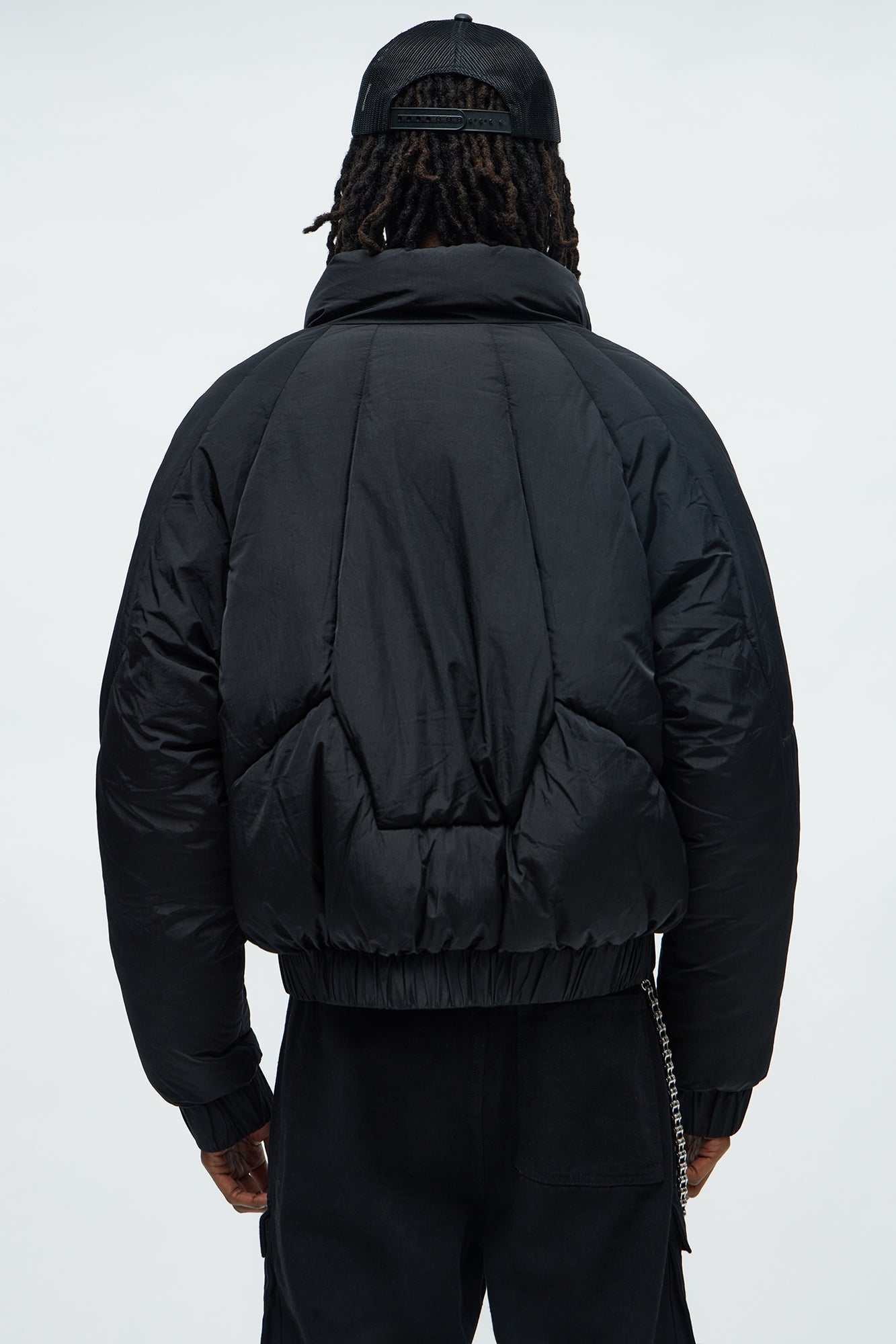 Cropped Look At Me Paneled Puffer Jacket - Black
