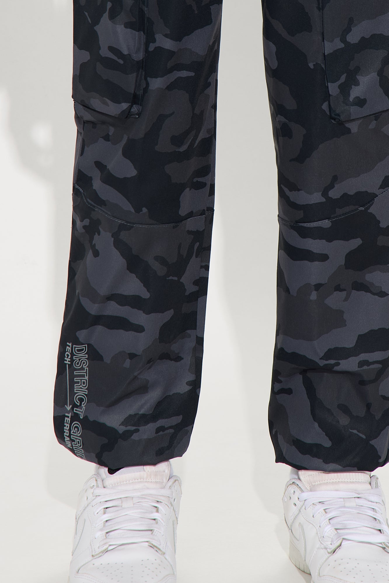 Mini District Grid Cargo Jogger Pants - Grey/combo