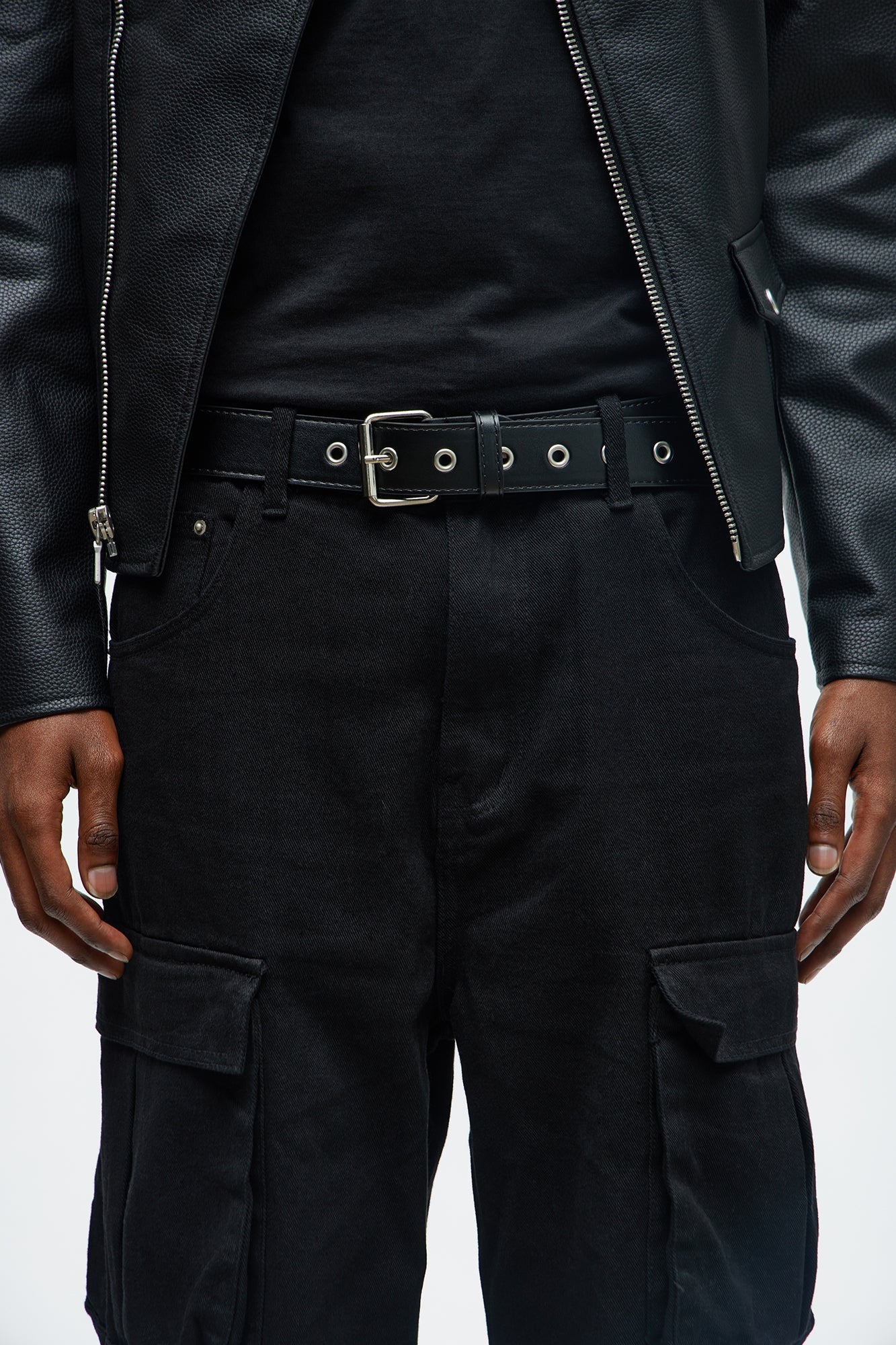 Bullet Detail Grommet Pin Buckle Belt - Black