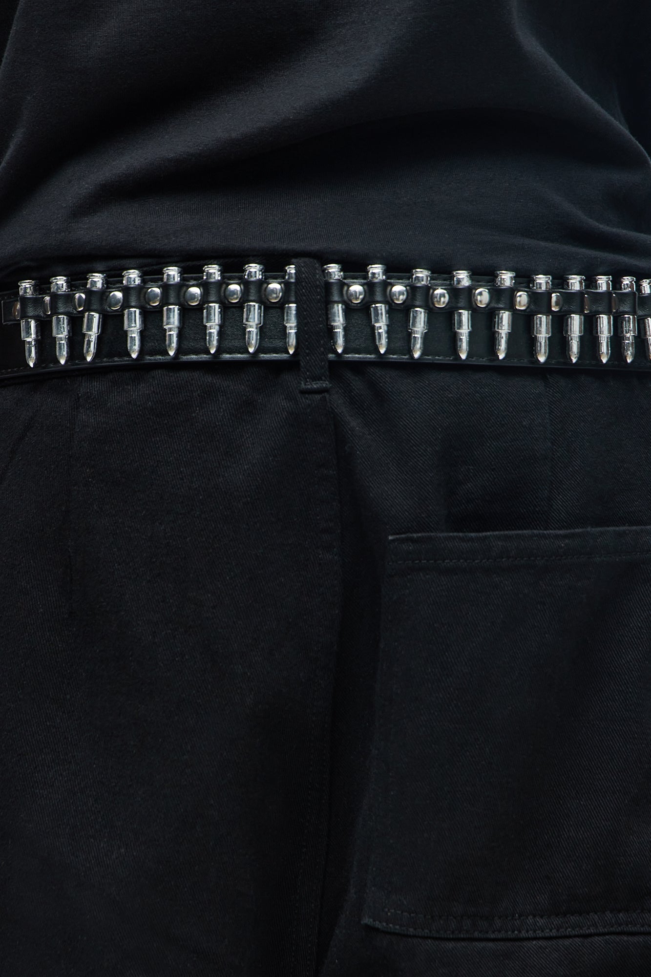 Bullet Detail Grommet Pin Buckle Belt - Black