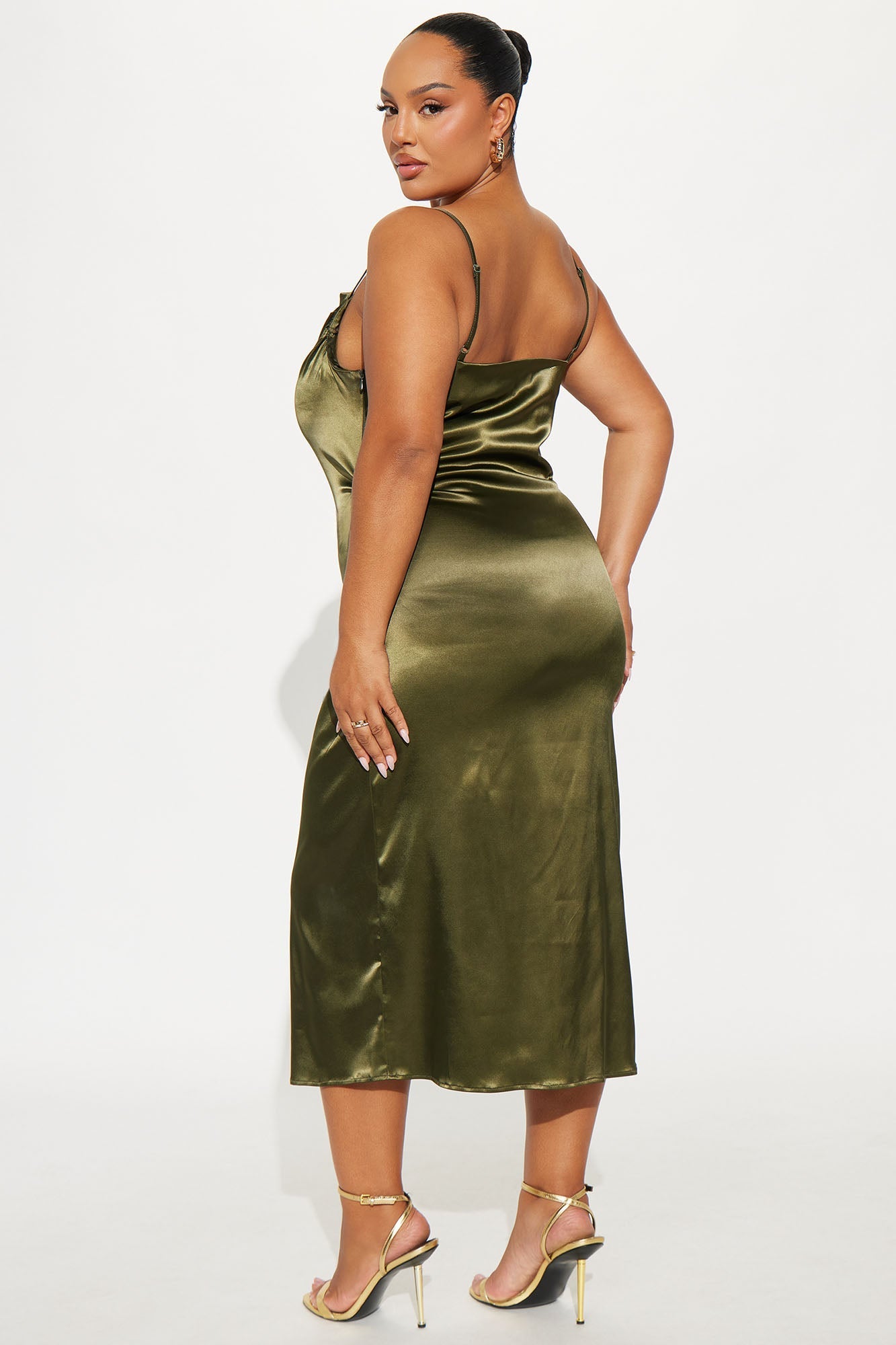Guest Of Honor Ruched Midi Dress - Olive