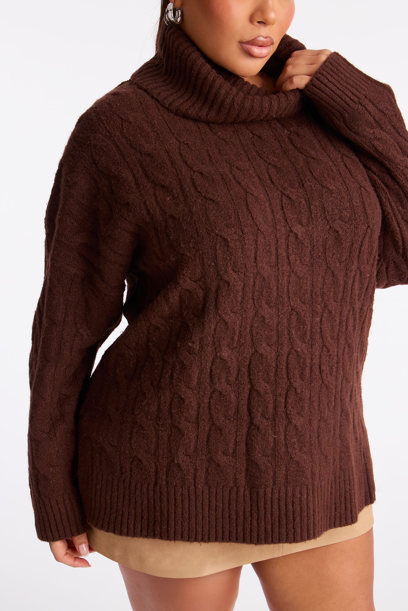 Feeling Chill Cable Knit Turtle Neck Sweater - Brown