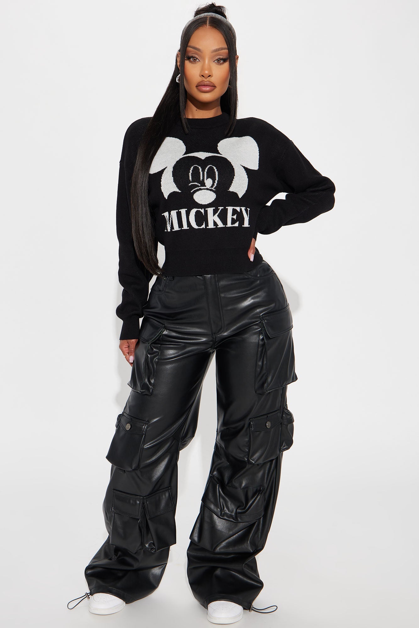 Mickey Mouse Cropped Sweater - Black/White