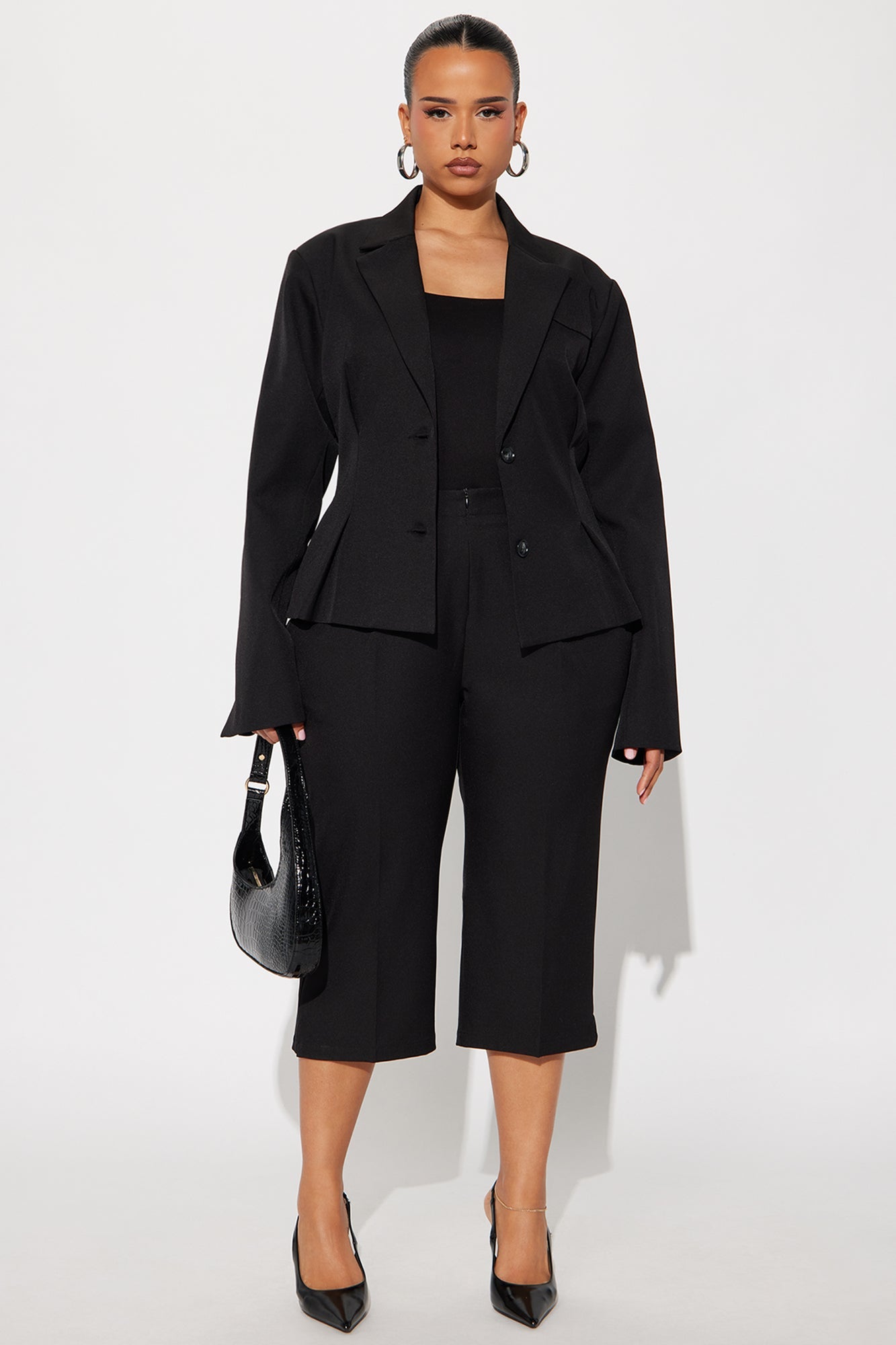 In The Moment Pleated Blazer - Black