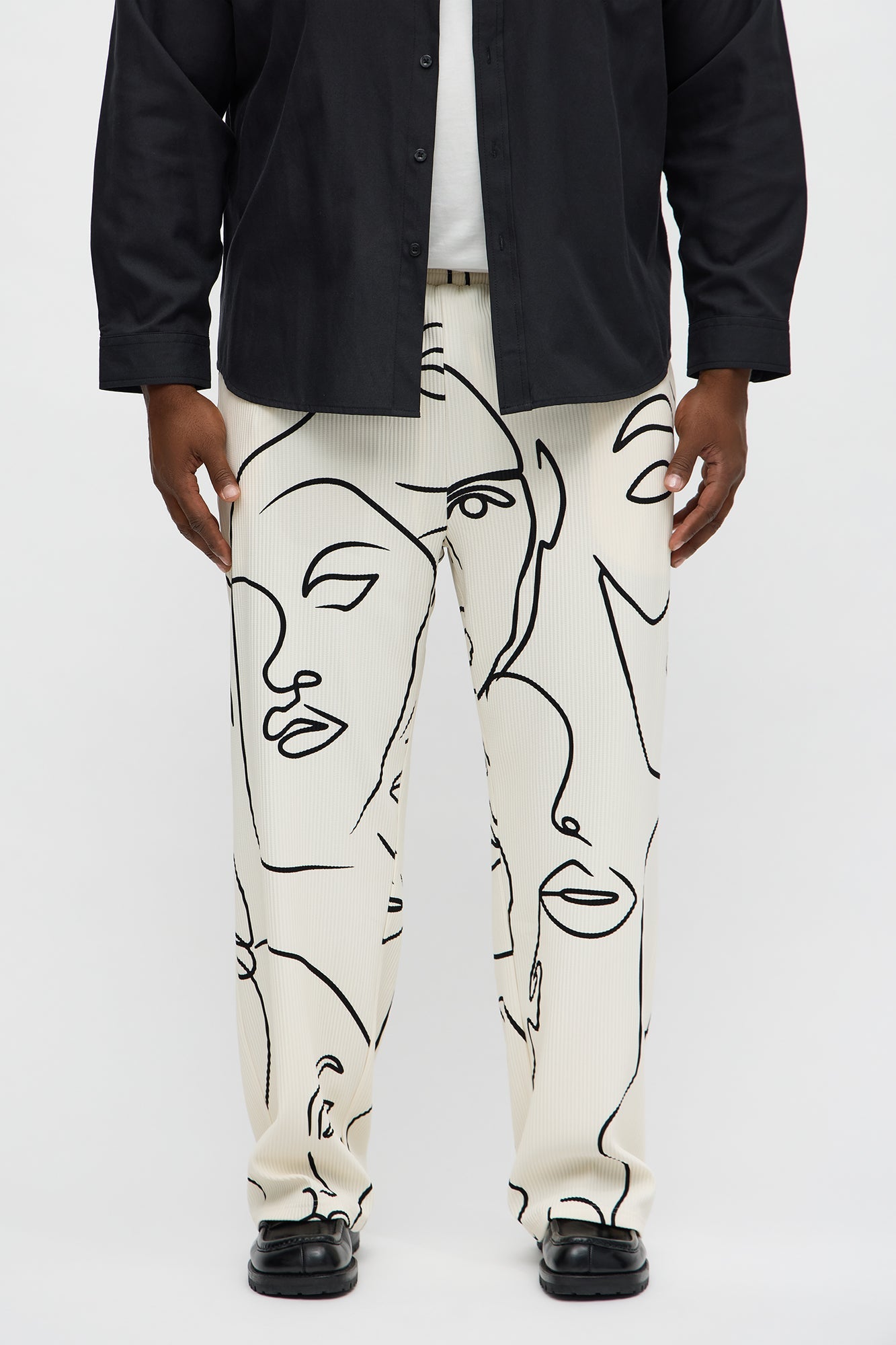 Straight Show Up Printed Face Pant - Cream