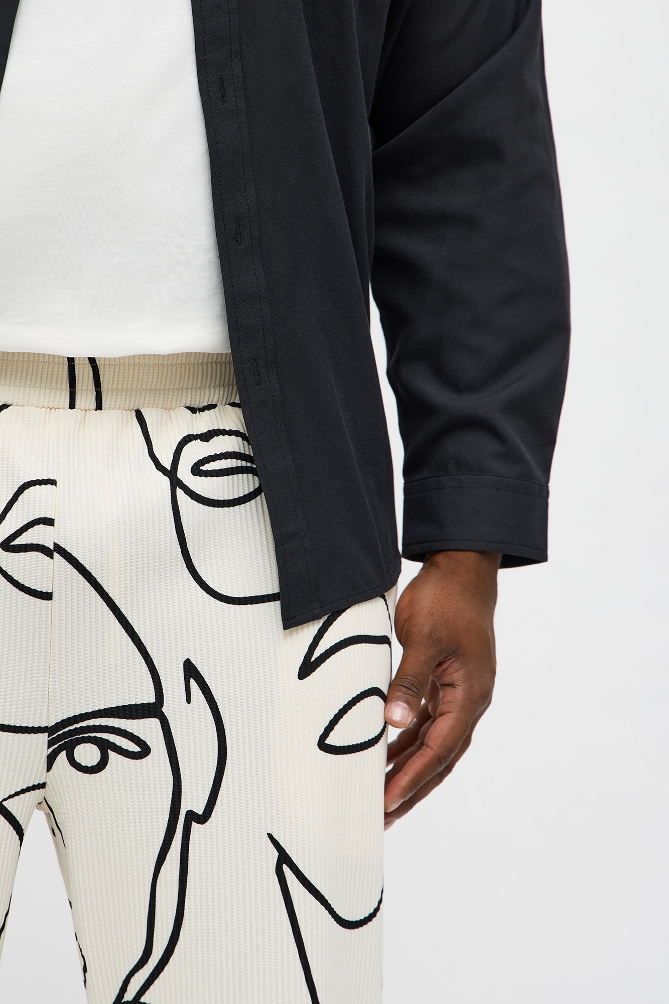 Straight Show Up Printed Face Pant - Cream