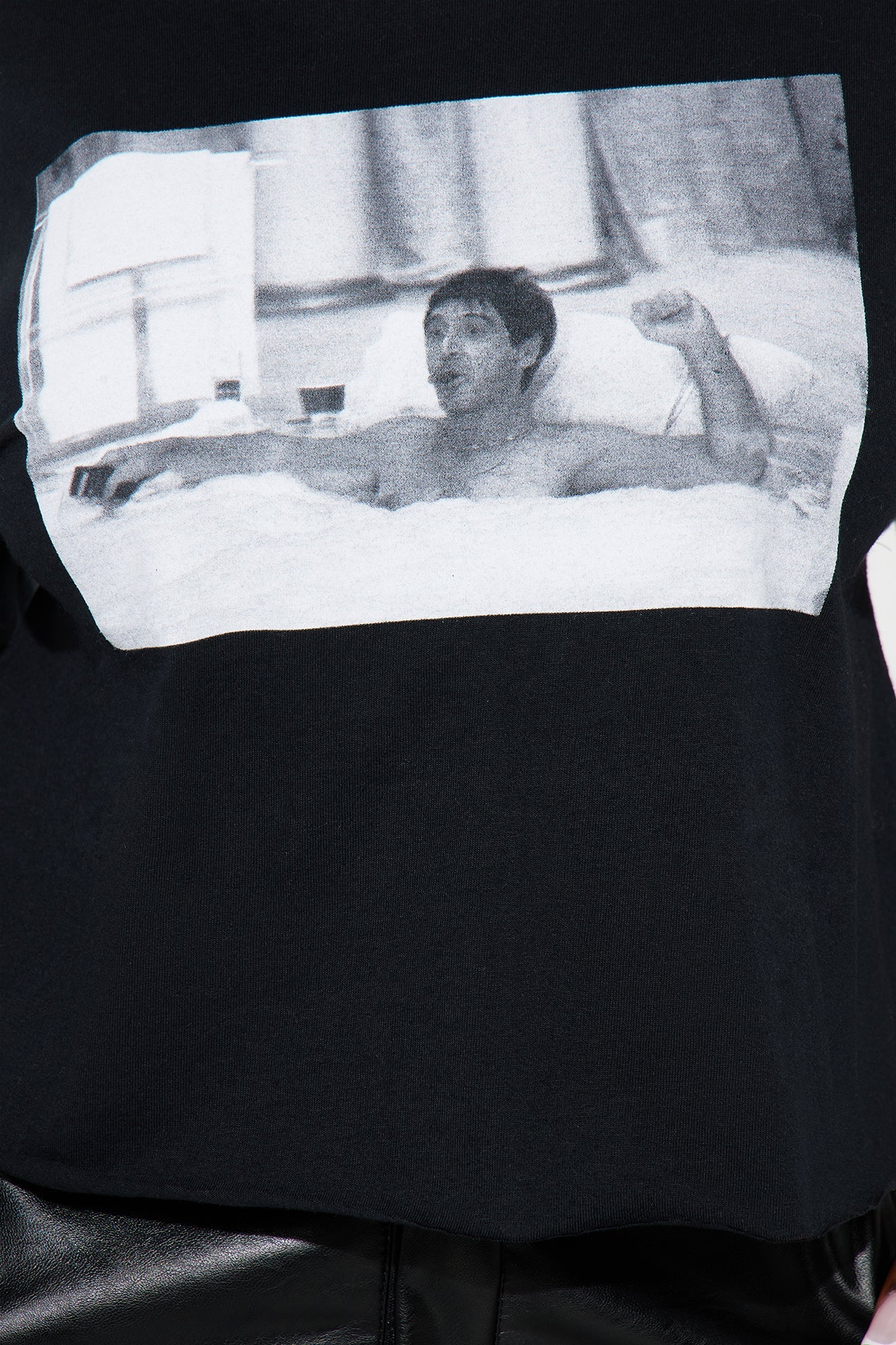 Scarface The World Is Ours Cropped Tee - Black