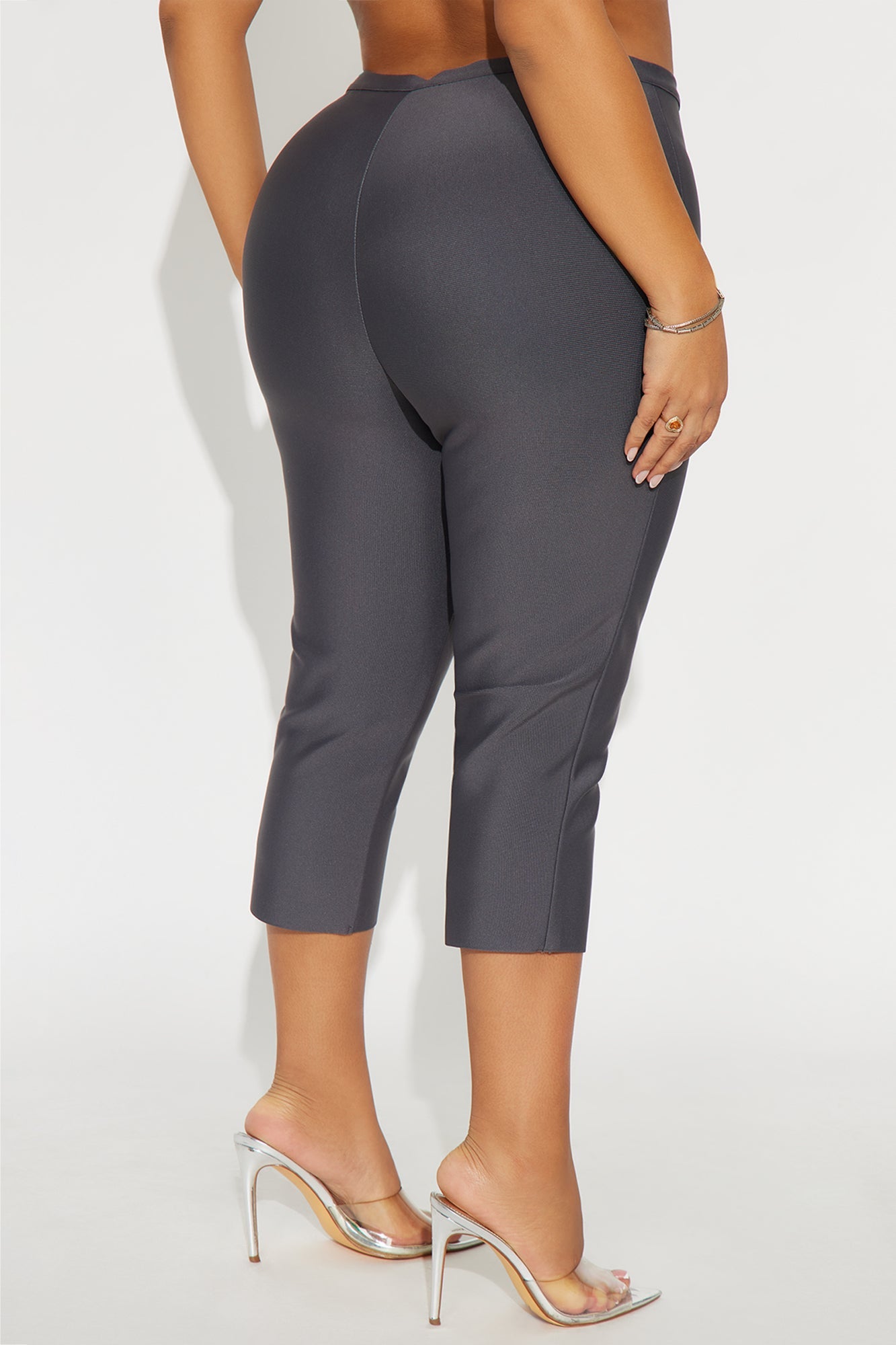 Jasmine Bandage Capri Pant - Charcoal