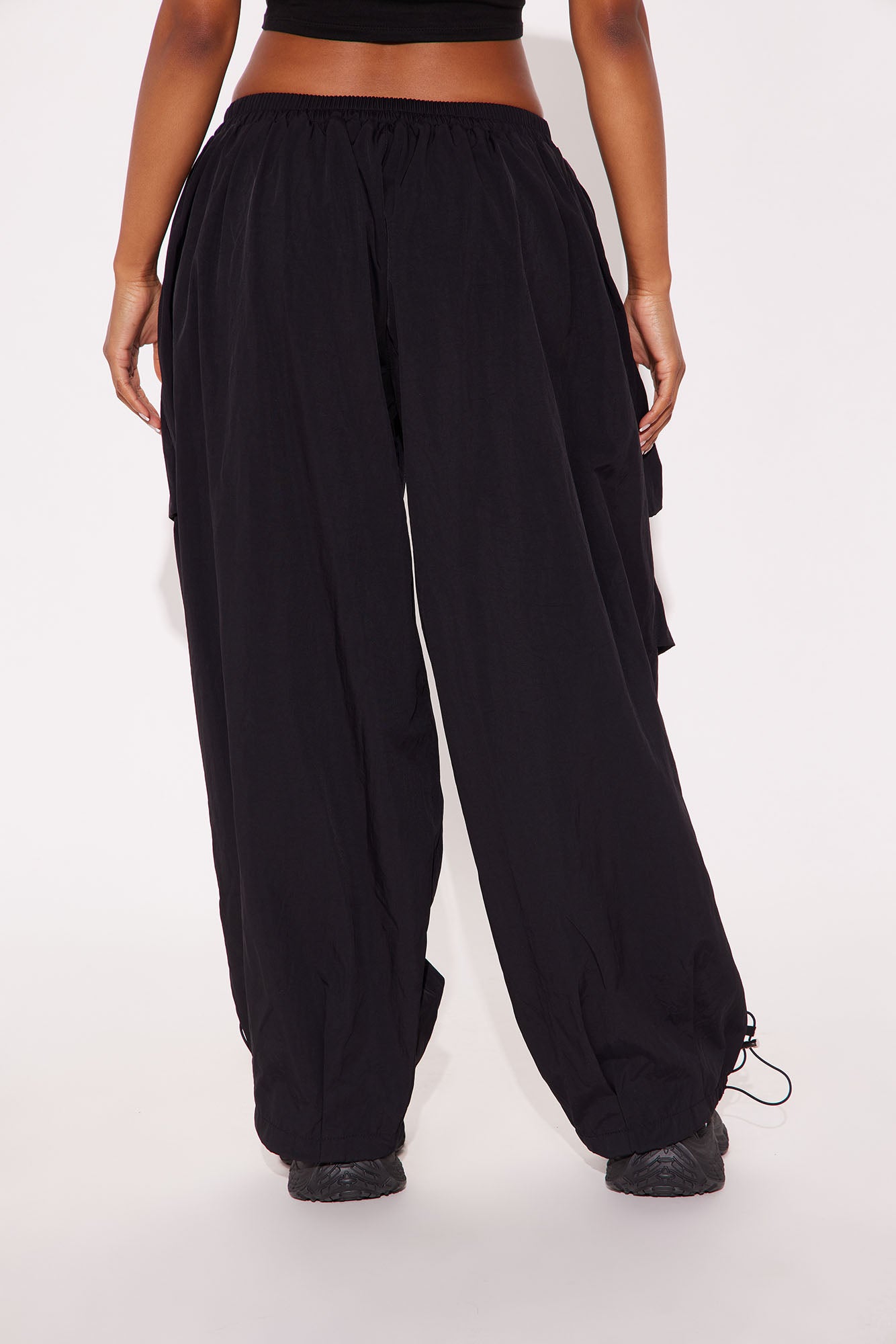 Keep Up Windbreaker Joggers 30″ - Black