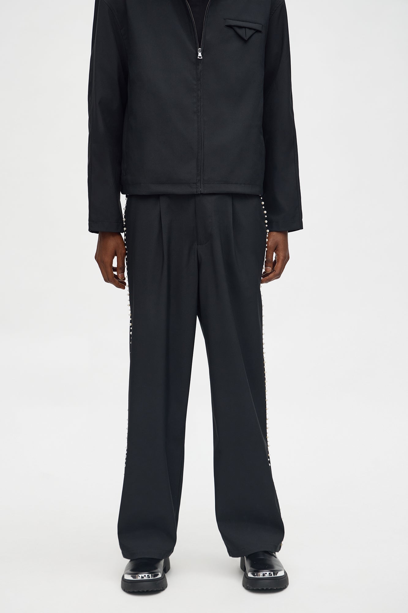Baggy Pleated Pearl Pant - Black