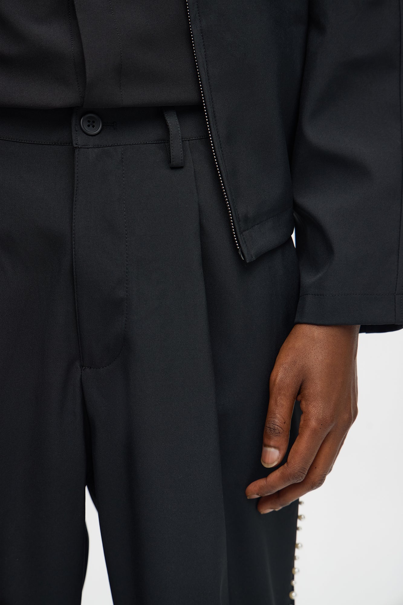 Baggy Pleated Pearl Pant - Black