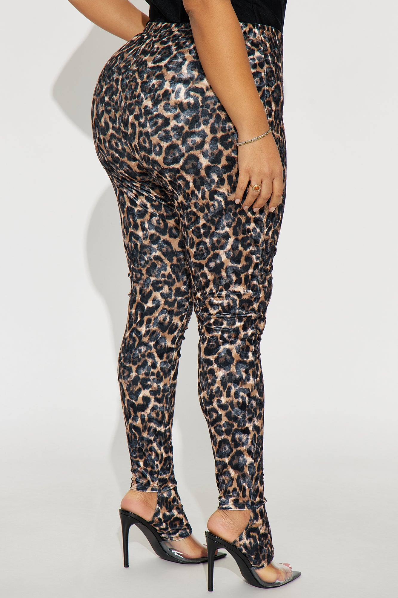 Spotted Crush Leopard Velvet Footed Legging - Leopard