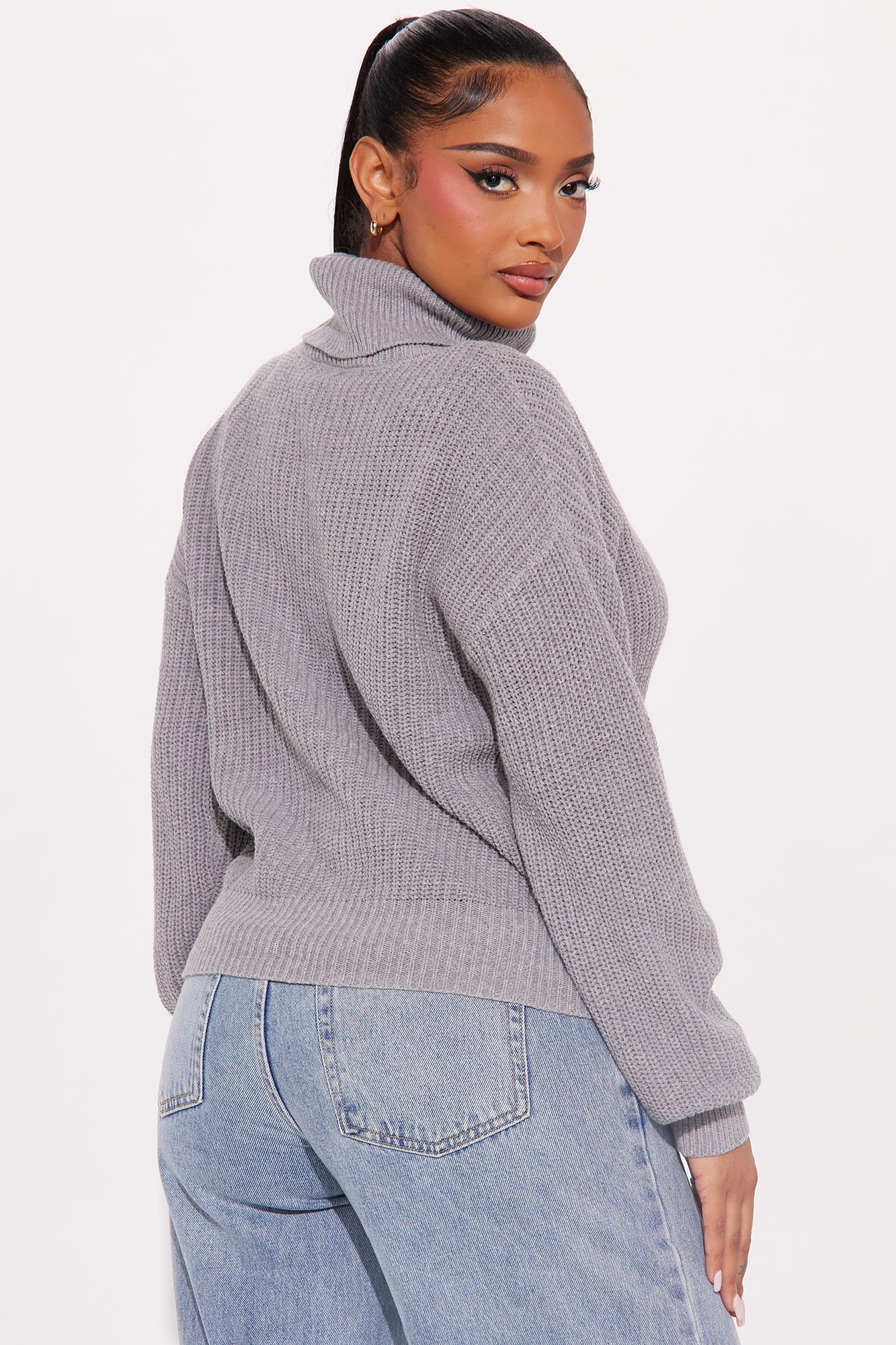 Roll With The Flow Turtleneck Sweater - Heather Grey