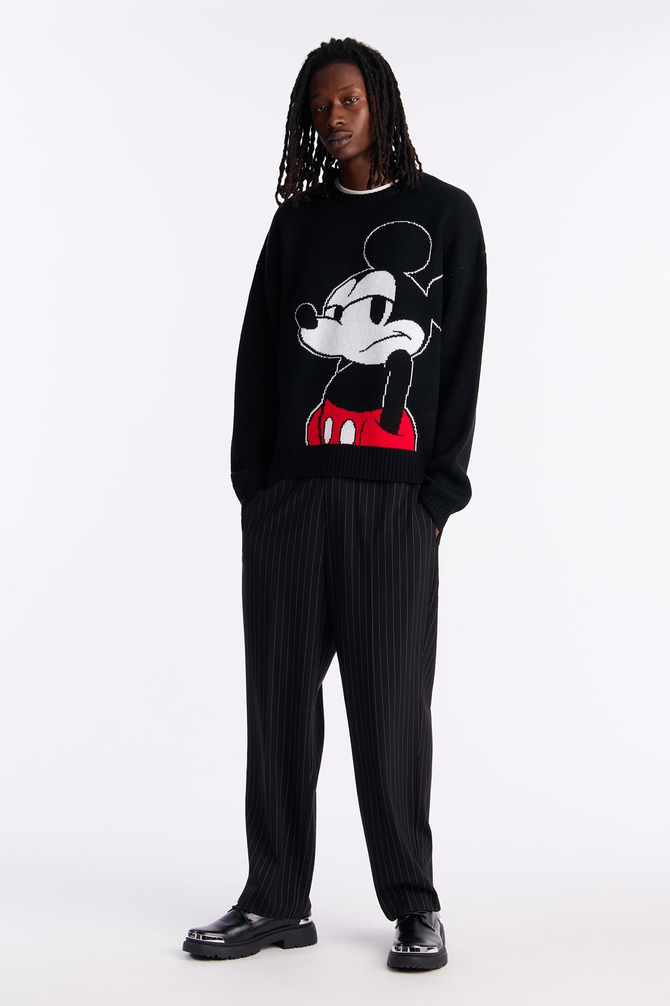 Disney Mickey Chill Mode Sweater - Black