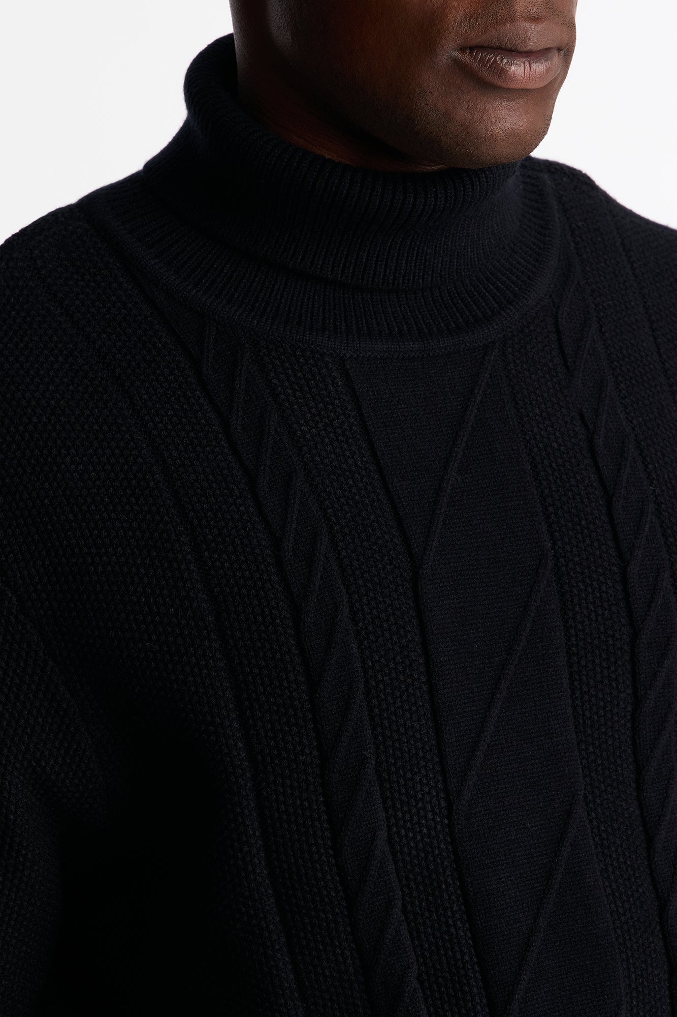Twist Up Turtle Neck - Black