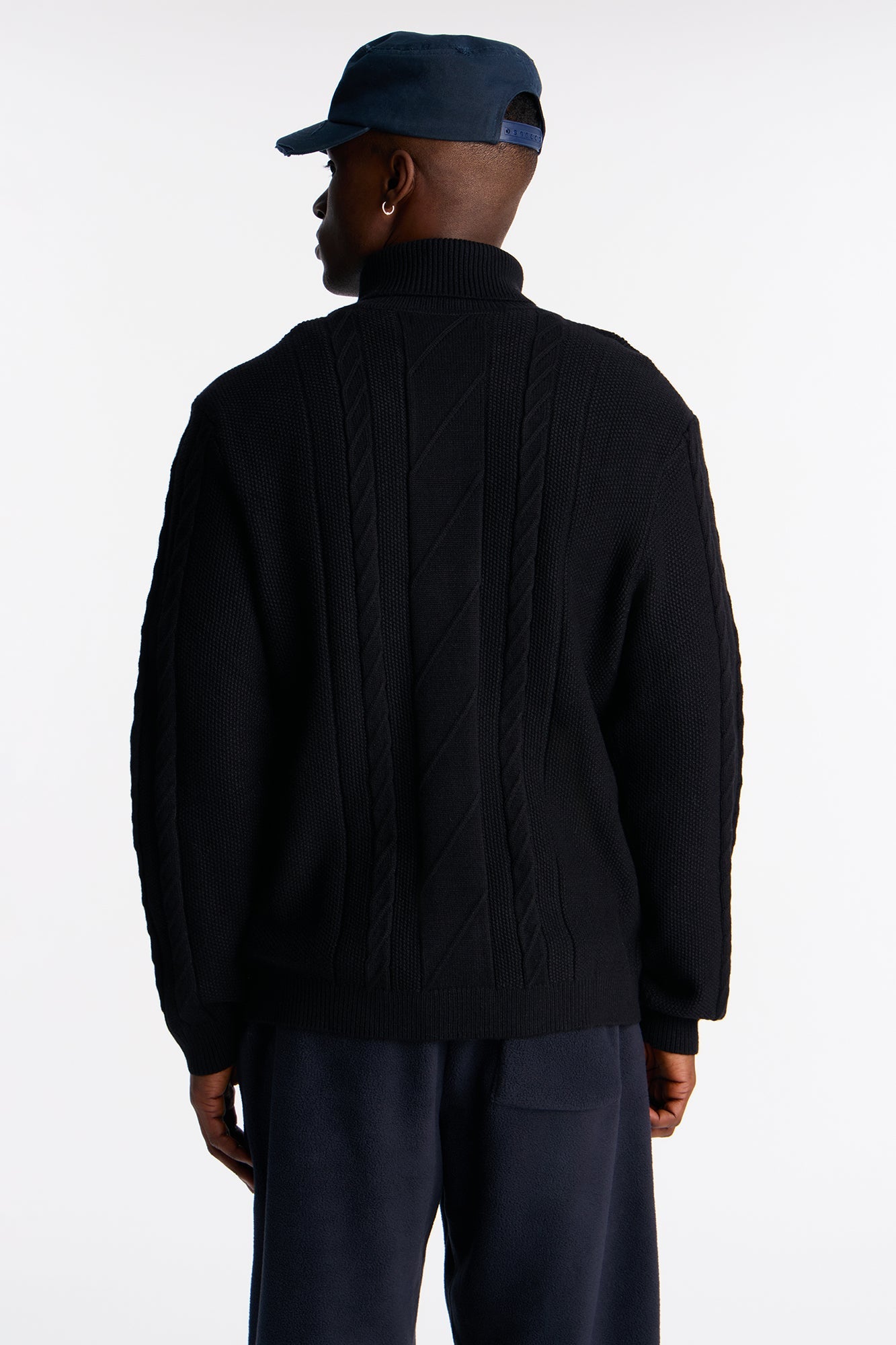 Twist Up Turtle Neck - Black