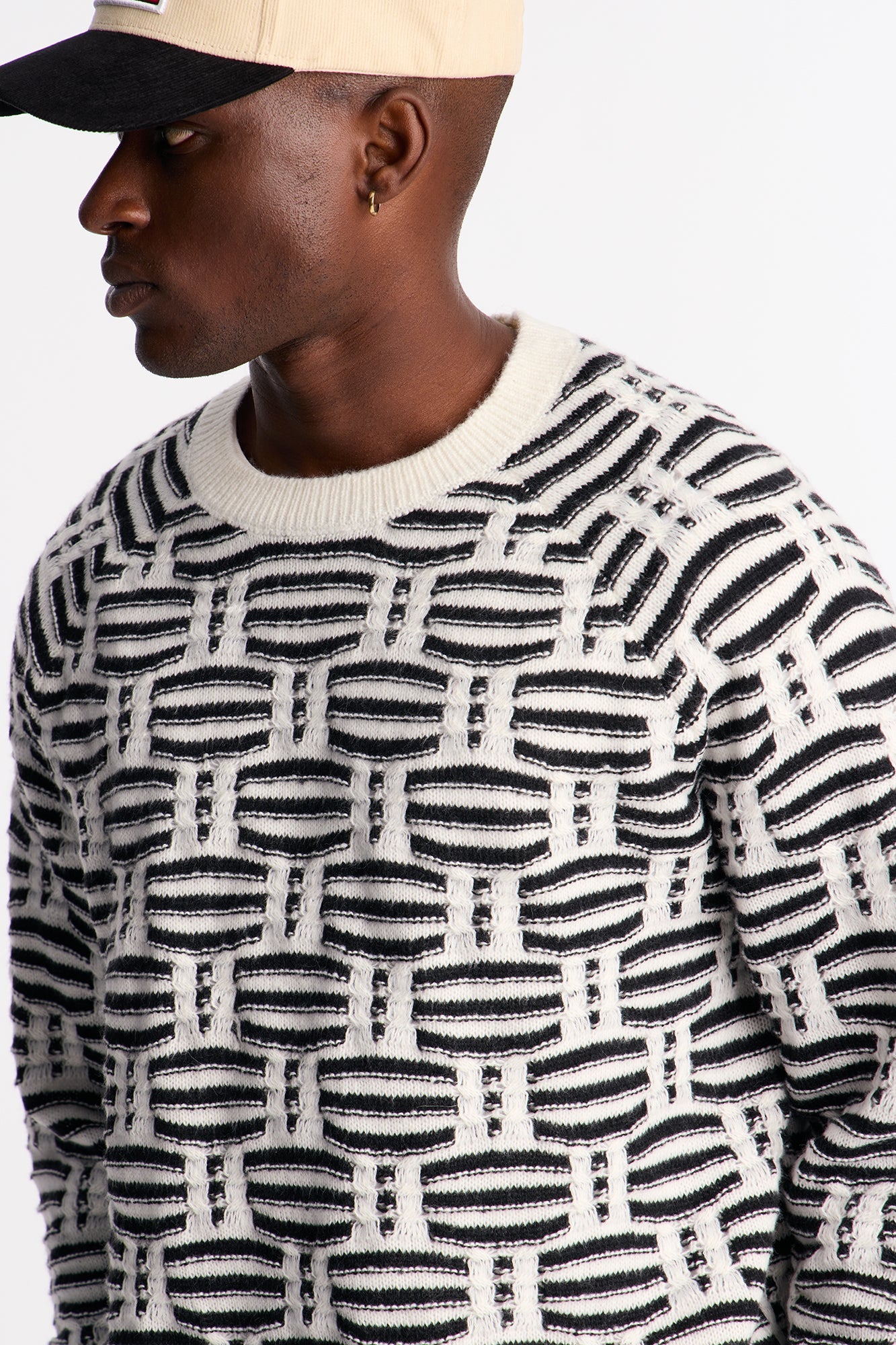 Forward Crewneck Sweater - Black/White