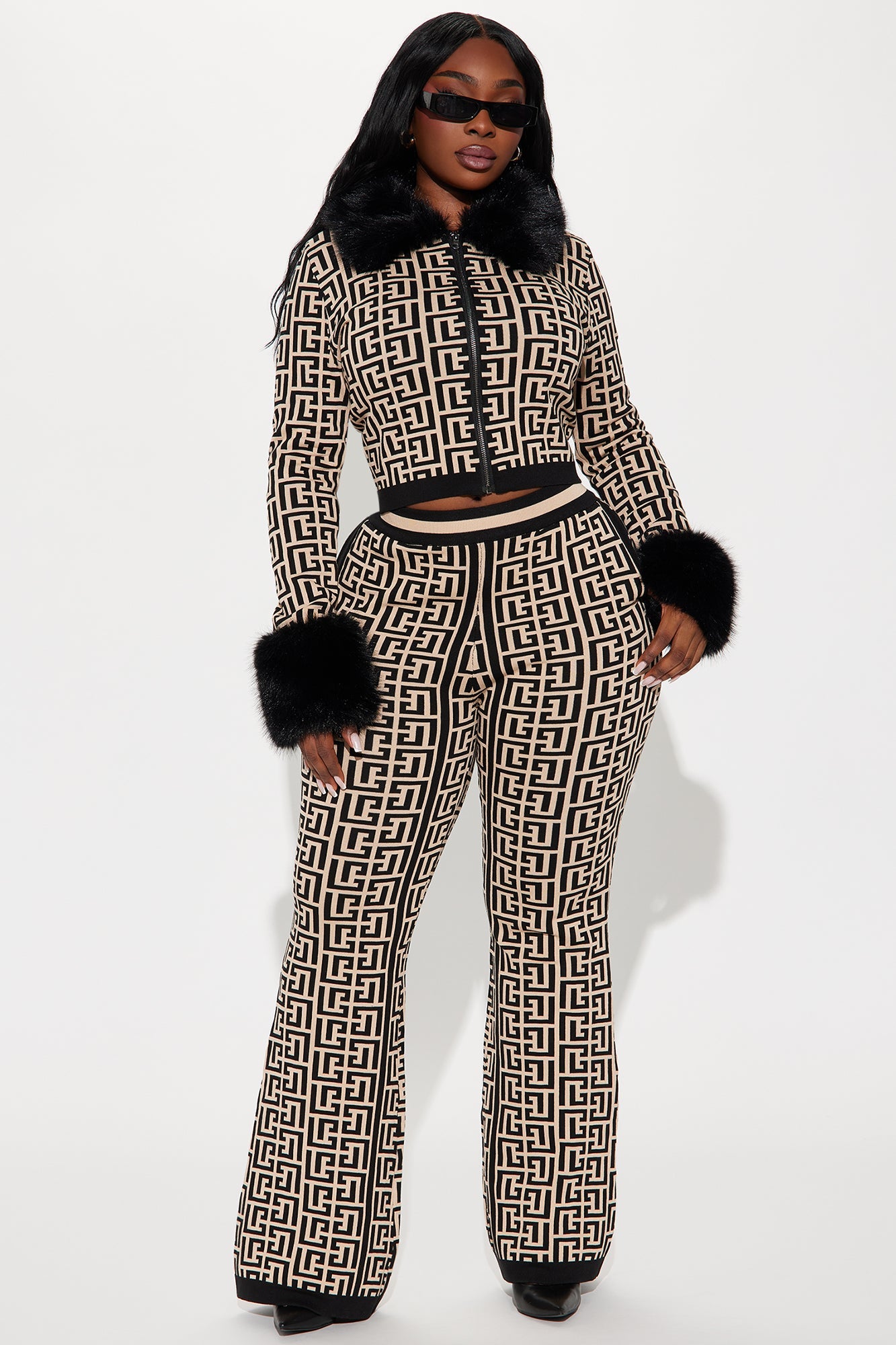 Rich Auntie Faux Fur Trim Sweater Pant Set - Taupe/combo