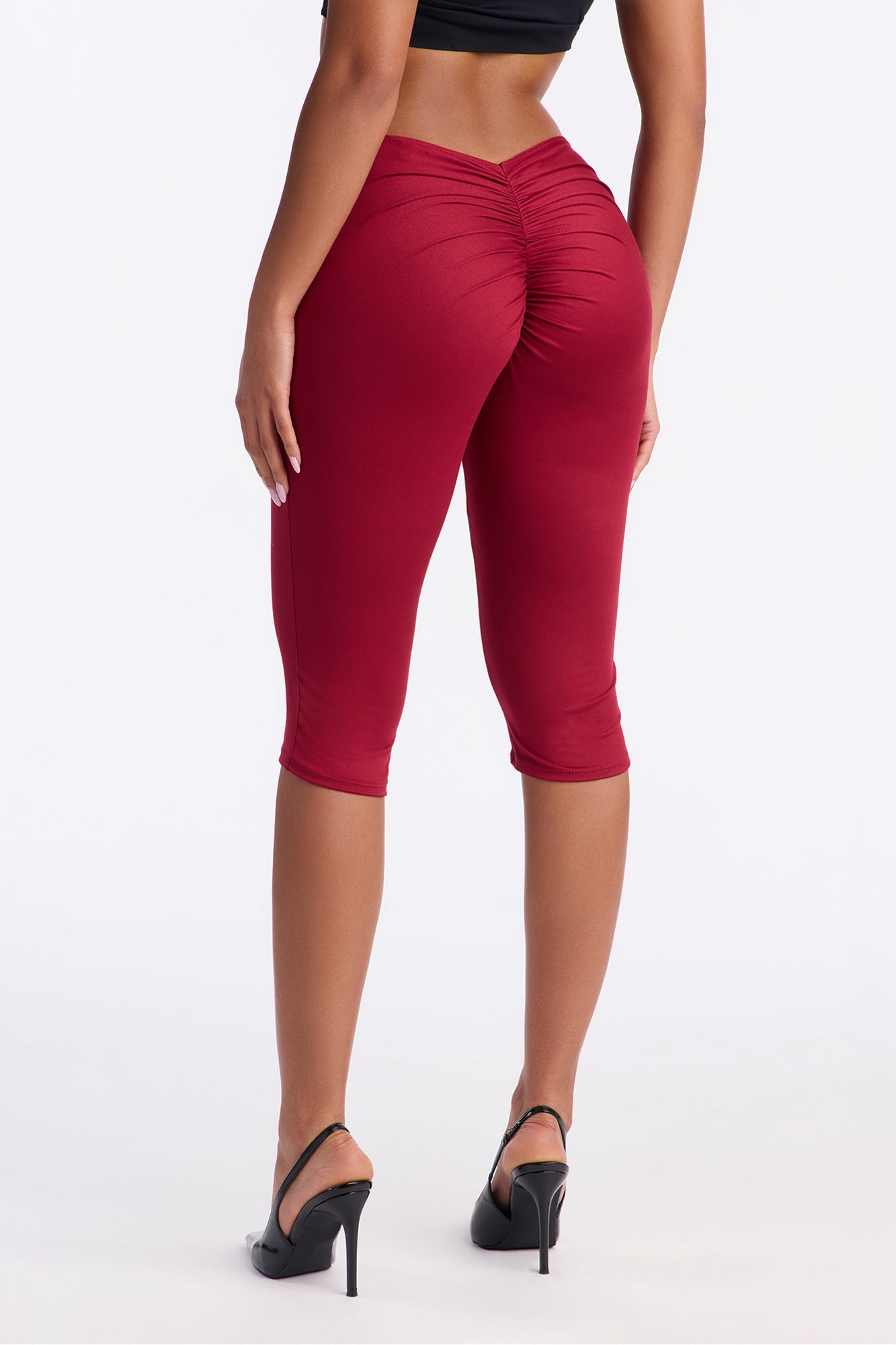 Feeling Cheeky Mid Rise Ruched Butt Capri Legging 14″ - Red