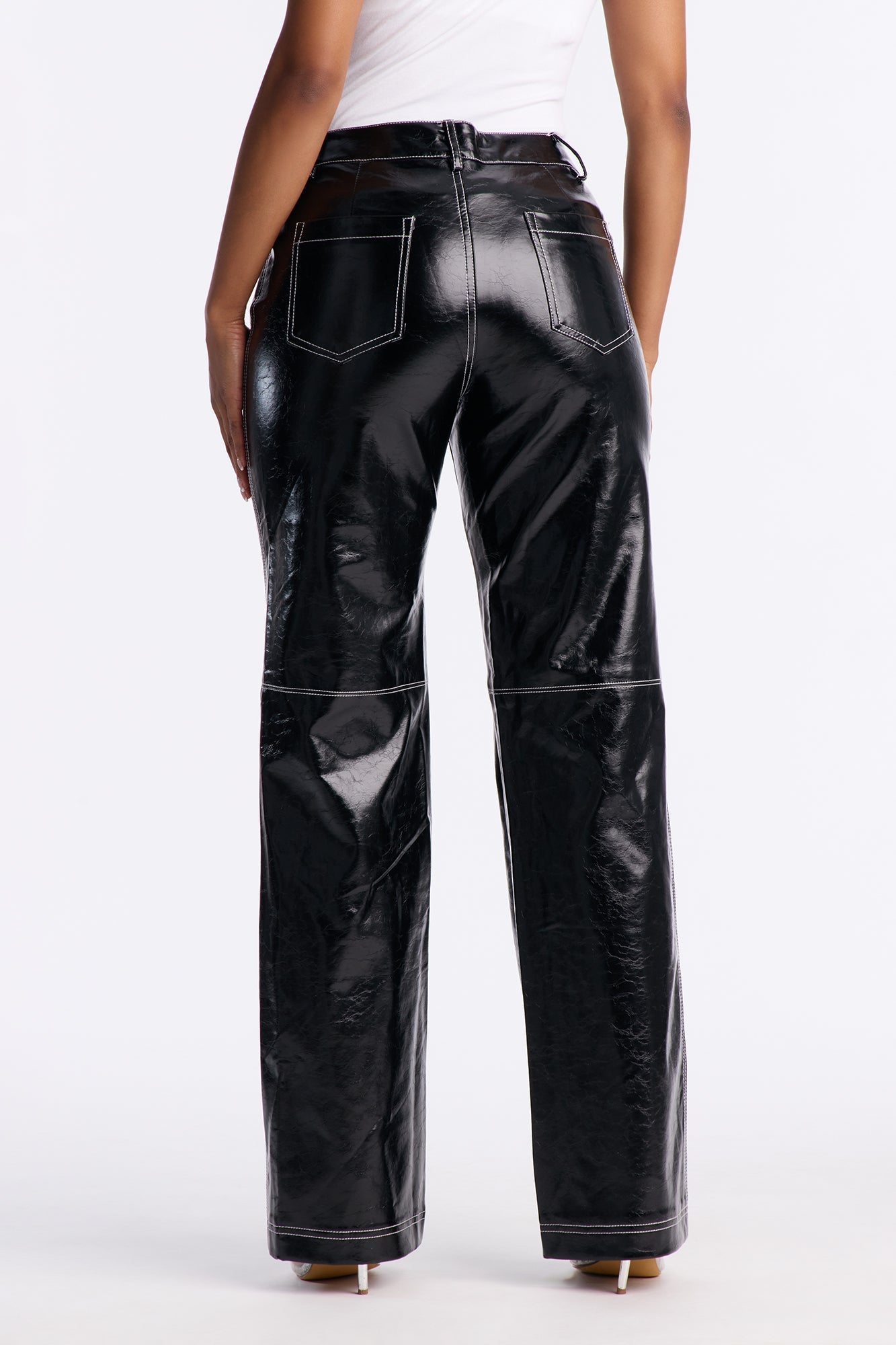 Crushing On You Low Rise Faux Leather Straight Leg Pant 33 - Black