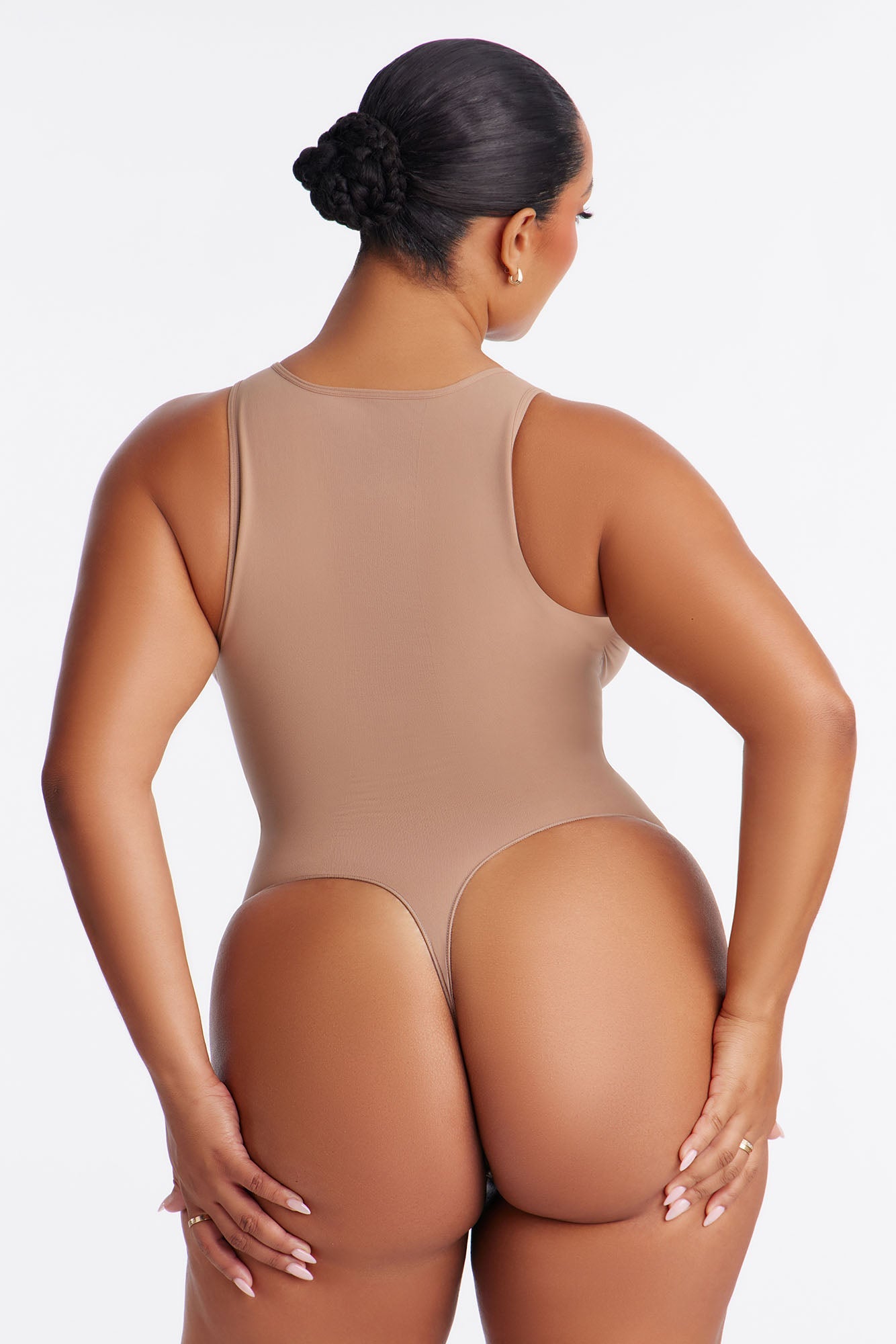Nova Sculpt Seamless Strong Compression Scoop Neck Thong Bodysuit - Nude