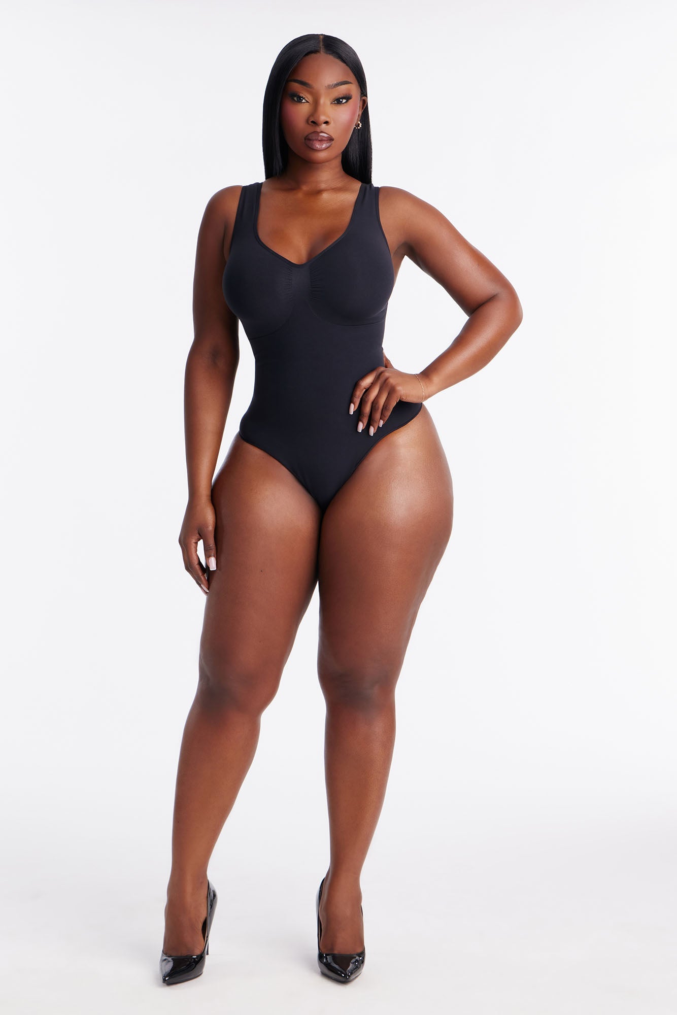 Nova Sculpt Seamless Strong Compression Scoop Neck Thong Bodysuit - Black
