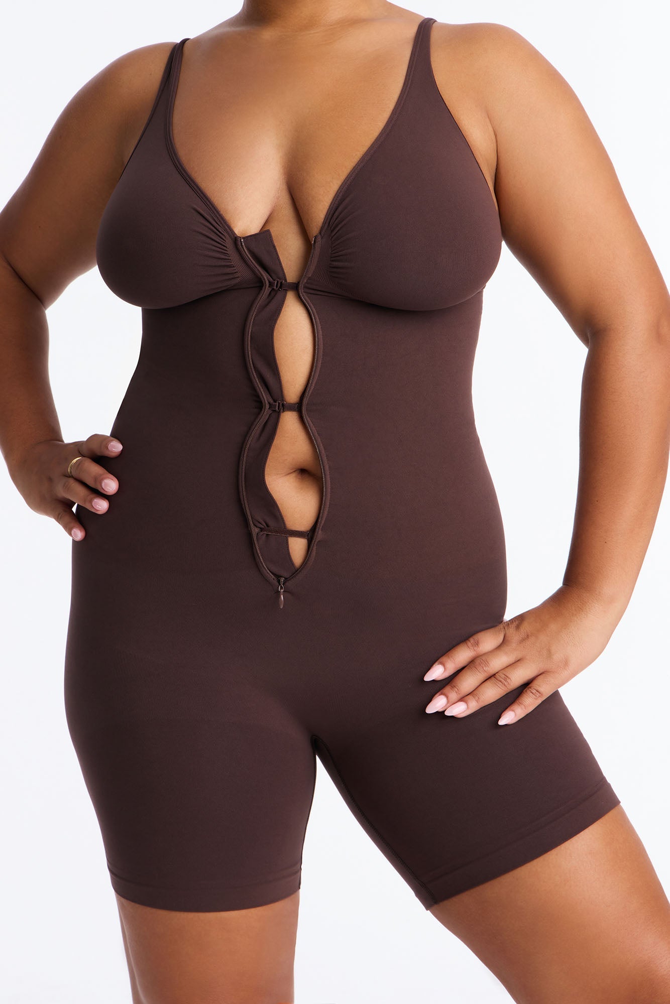 Nova Sculpt Seamless Strong Compression Zip Front Thigh Shaping Bodysuit - Coco