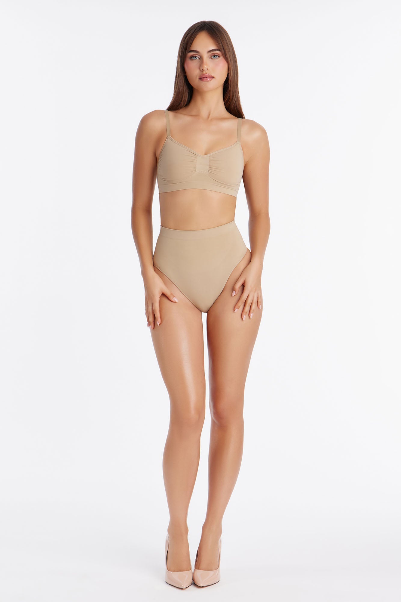 Nova Sculpt Seamless Strong Compression Bralette - Sand