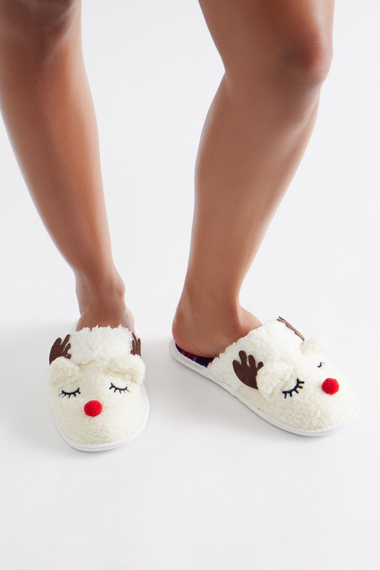 Jingle Reindeer Sherpa Slippers - White