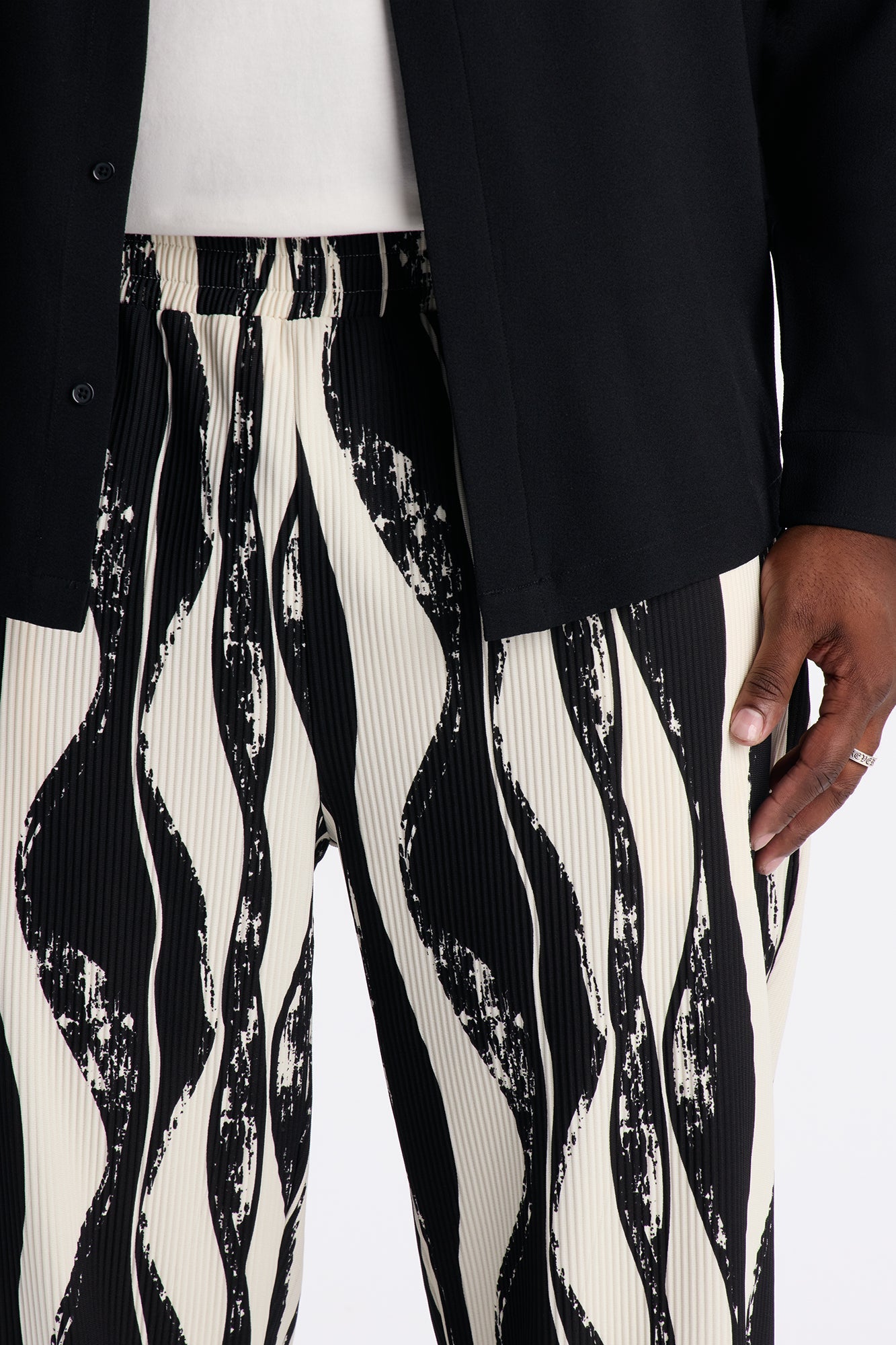 Straight Show Up Ocean Breeze Pant - Black