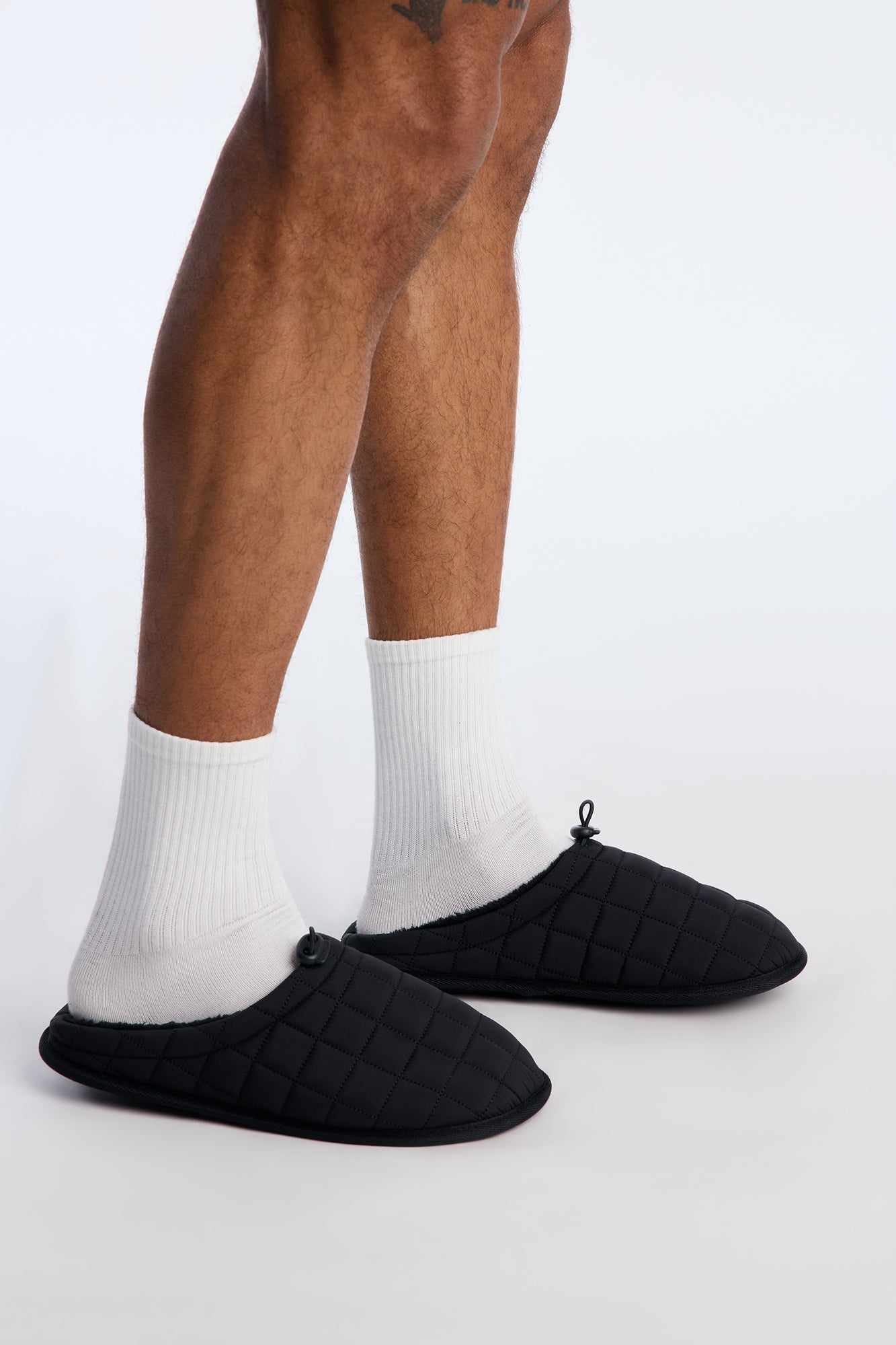 In Motion Quilted Slipper - Black